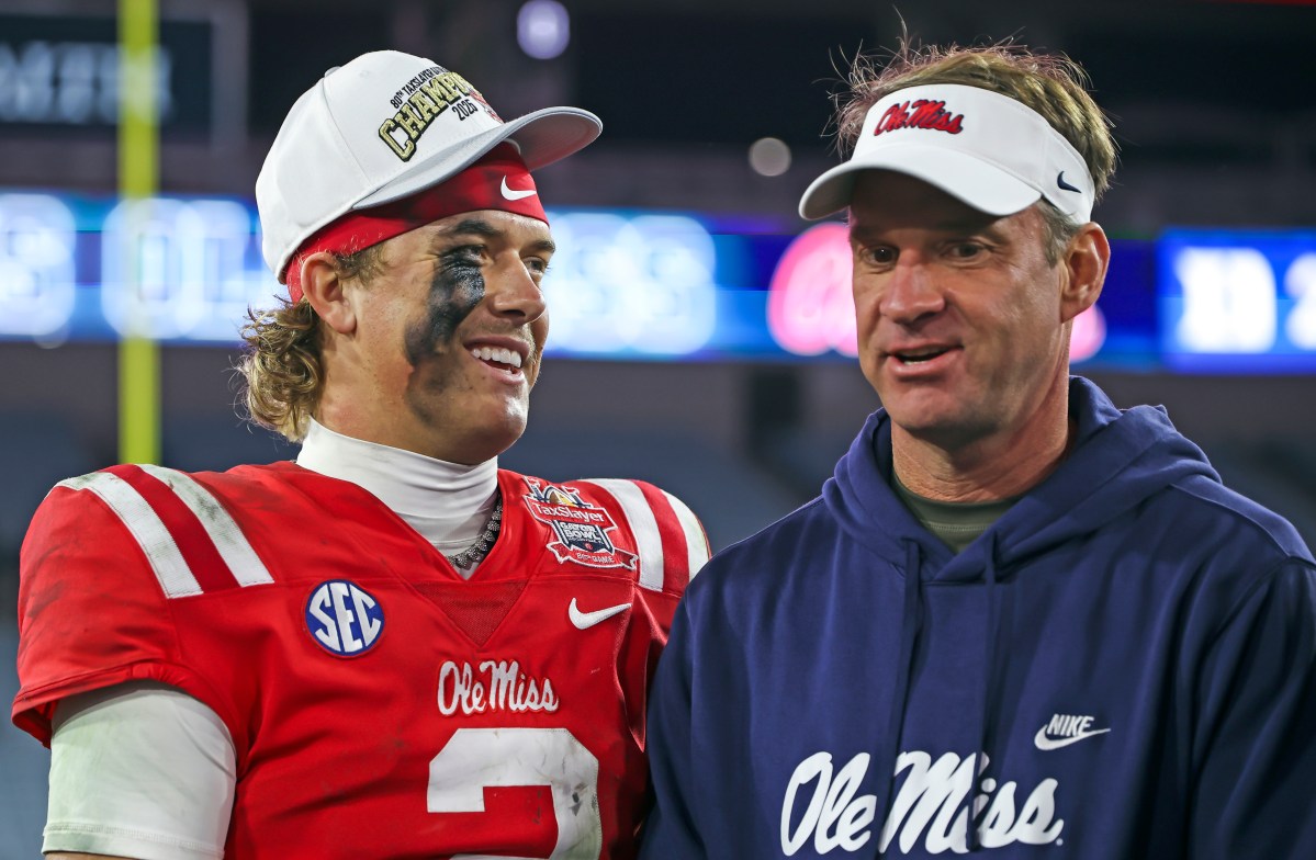 Jaxson Dart tem forte reação ao fato de Lane Kiffin deixar Ole Miss antes do CFP Jaxson Dart tem forte reação ao fato de Lane Kiffin deixar Ole Miss antes do CFP