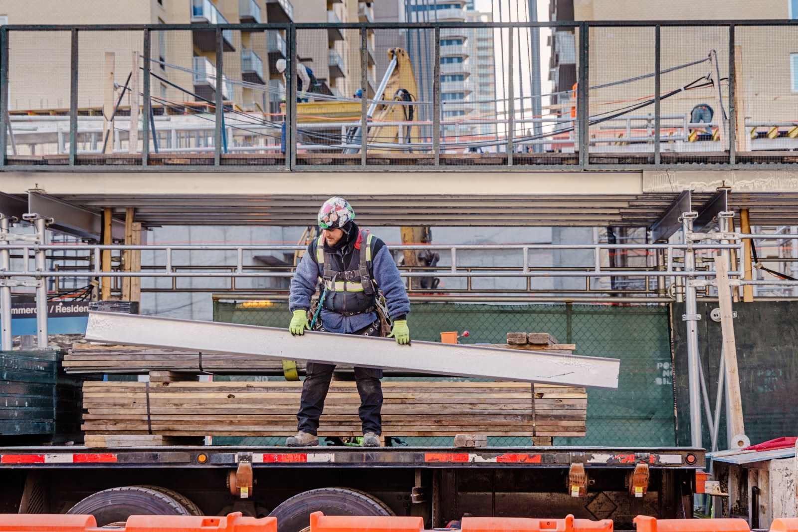 newsweek.com - Sam Stevenson - 10 megaprojects begin construction across US next year