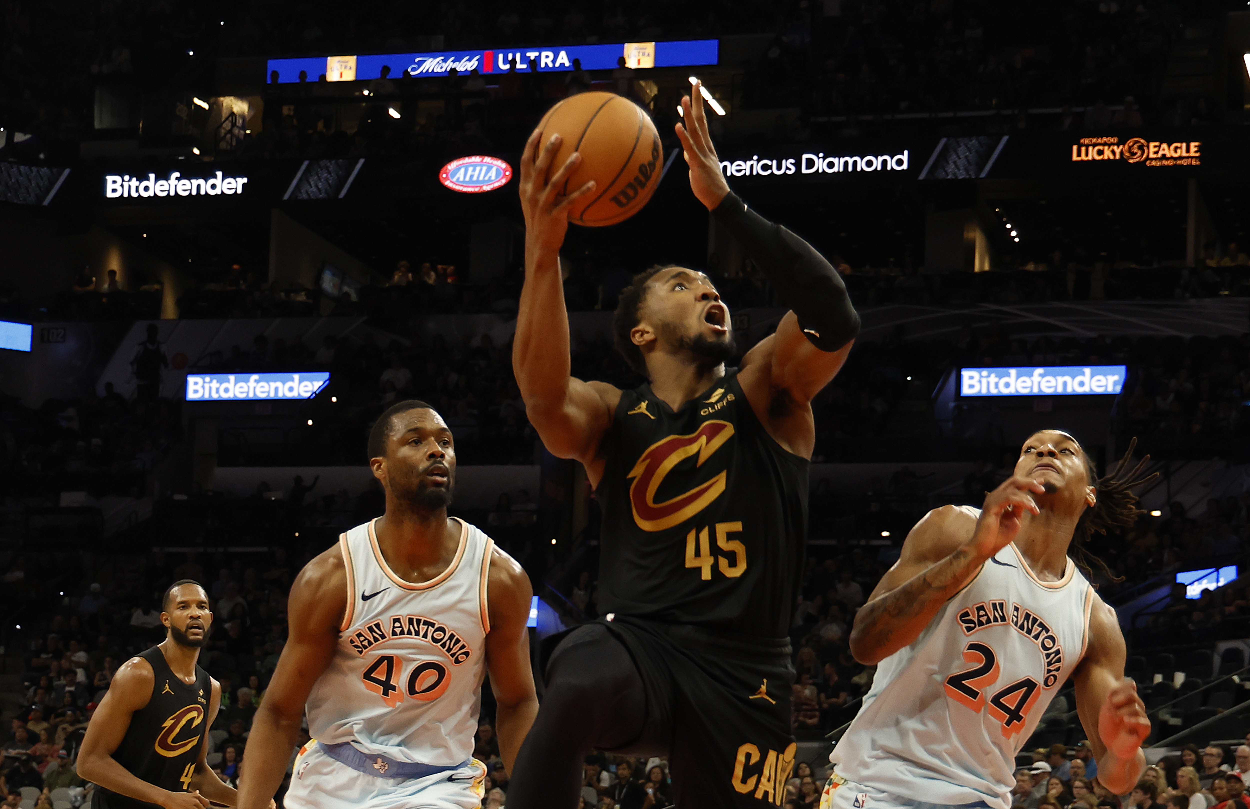 How to Watch Spurs vs Cavaliers: Live Stream NBA, TV Channel