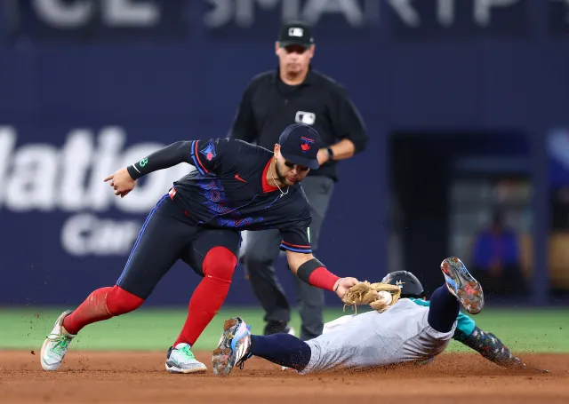 Yankees Urged to Poach Blue Jays Homegrown All-Star by MLB Insider – Newsweek