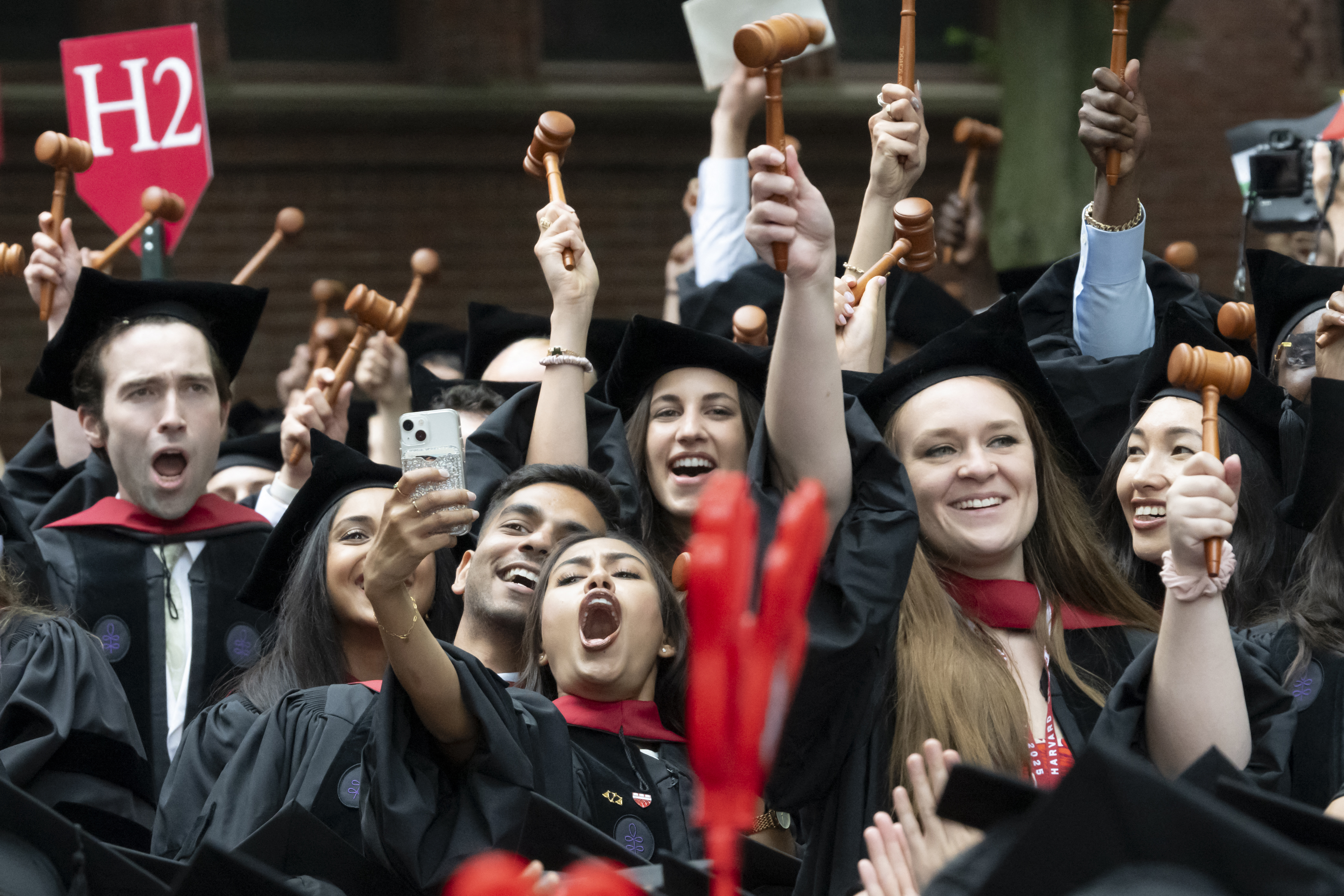 Poll Shows 'Deep Economic Insecurity' Among Young Americans