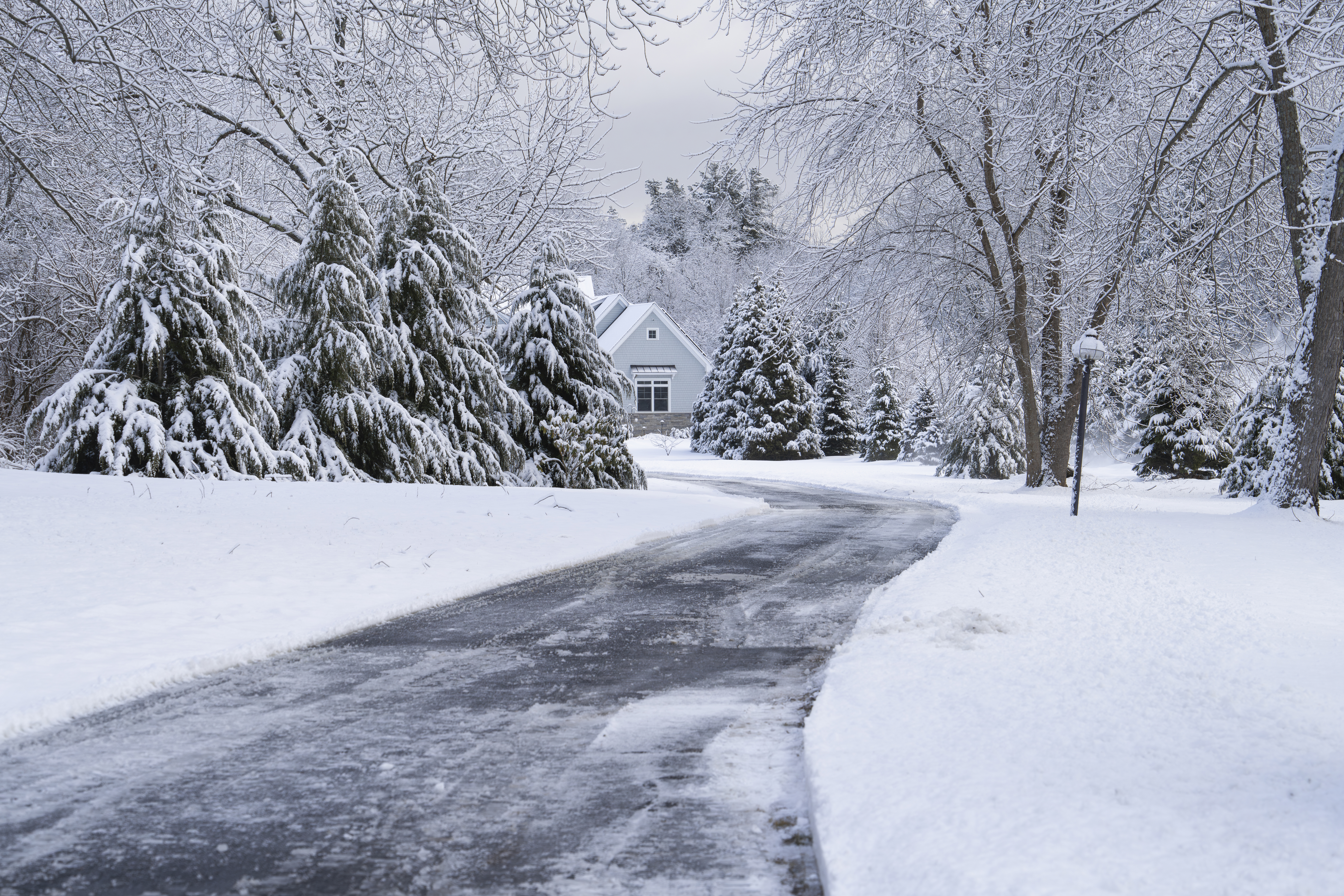 Who’s Getting a White Christmas? Map Shows Where Big Snowstorms Could Hit