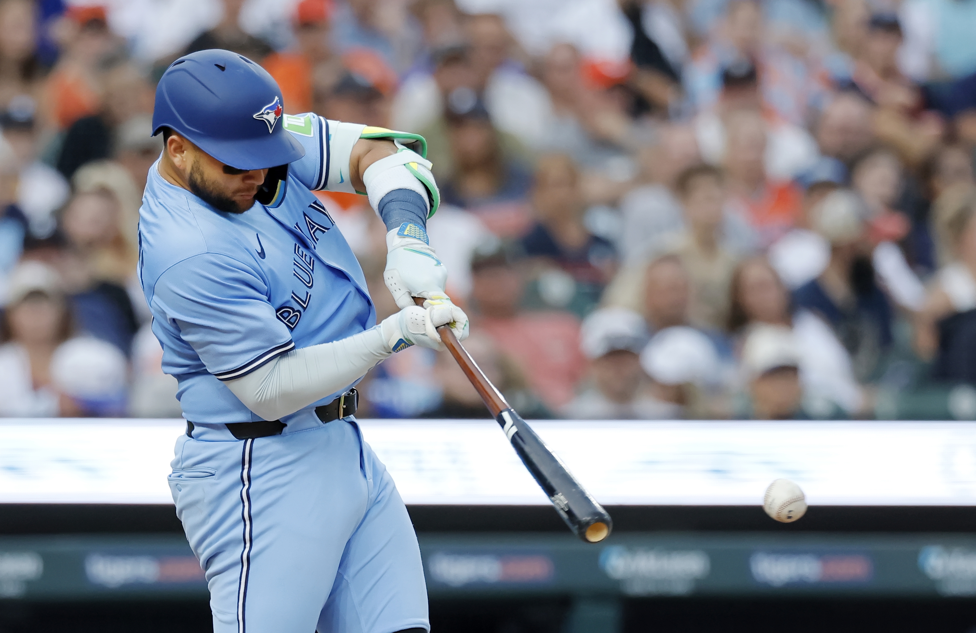 Blue Jays Star Projected To Bolt For Huge 8-Year, $208M Deal With AL Club