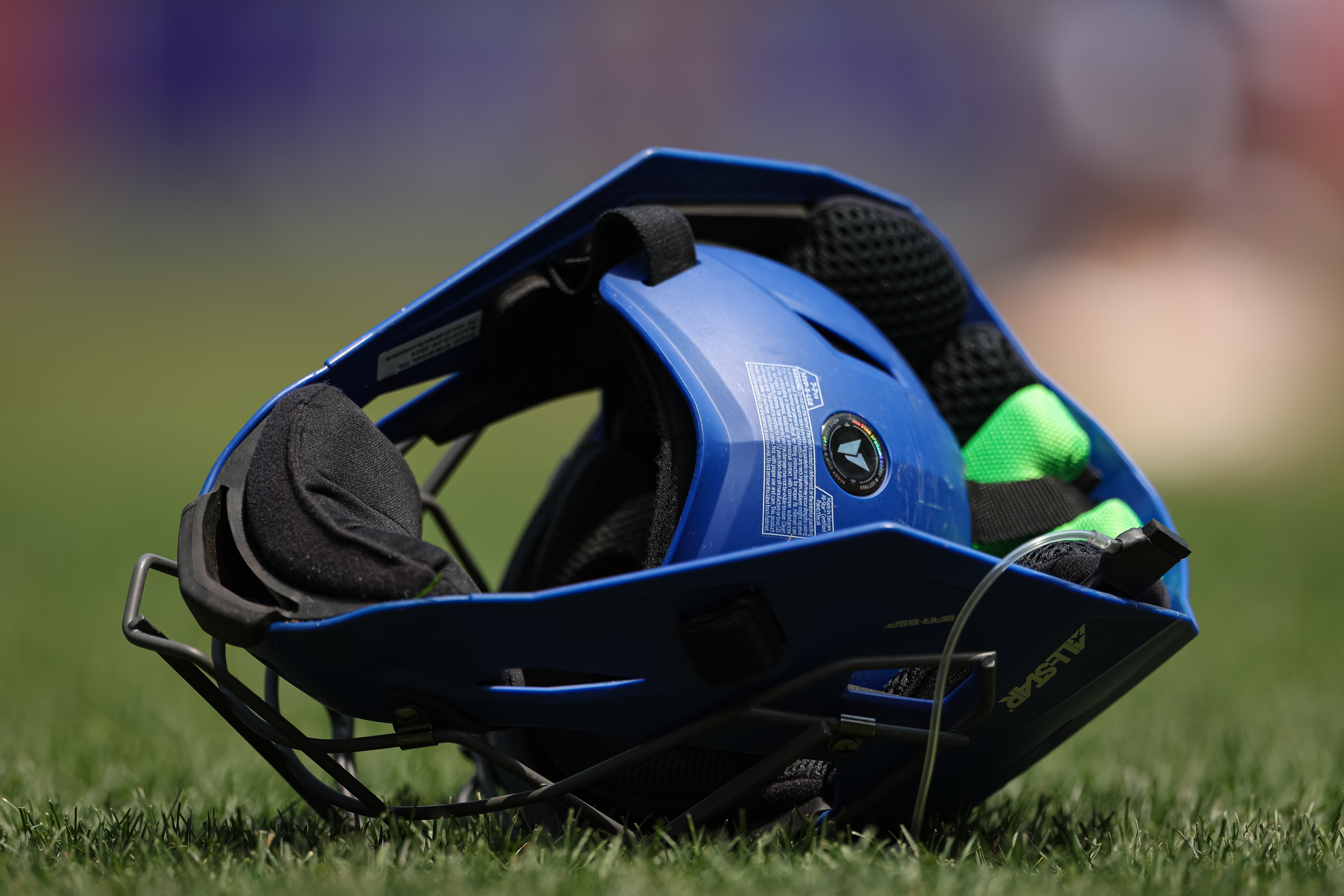 Blue Jays Acquire 24-Year-Old as Potential Alejandro Kirk Backup