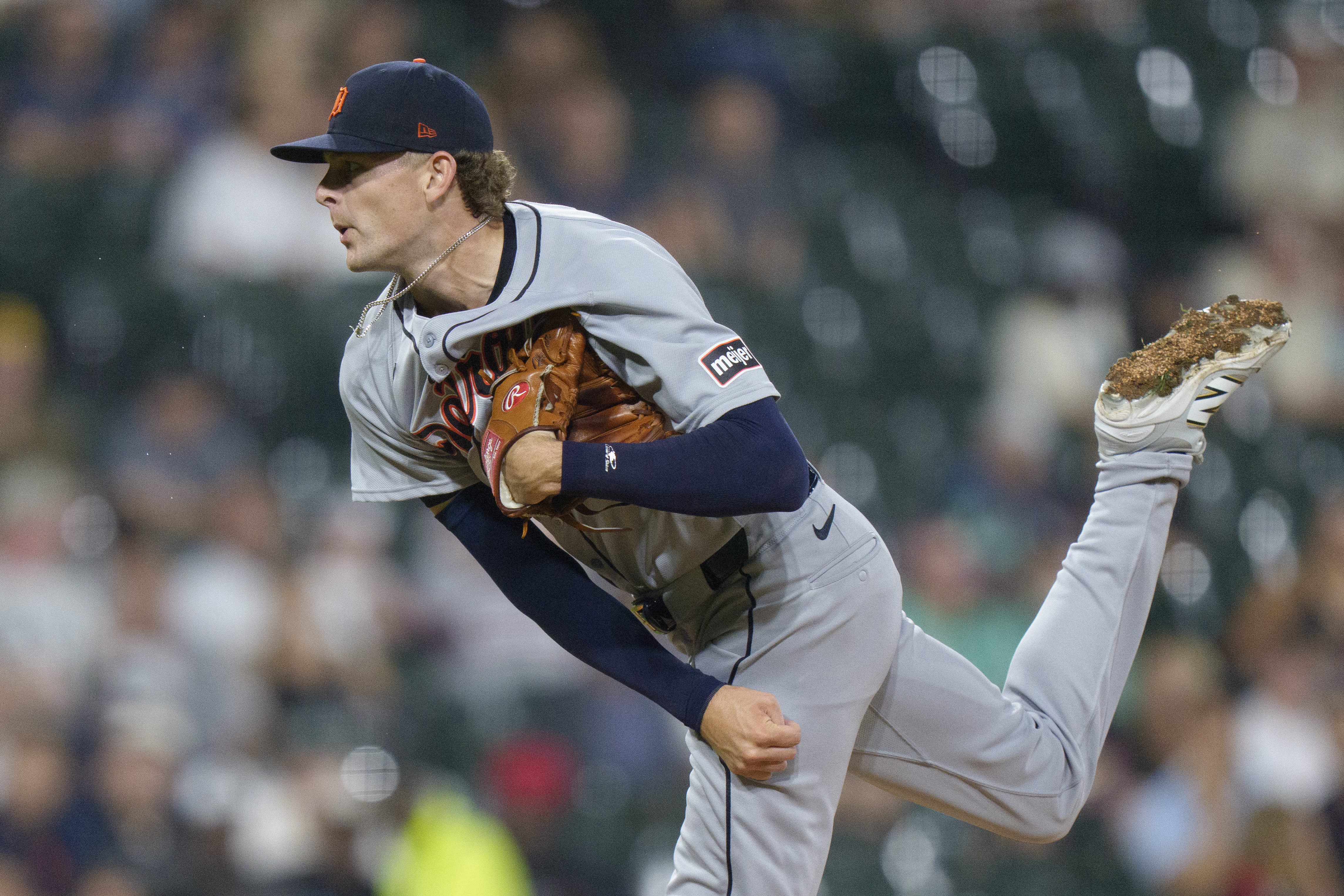 Ex-Tigers 29-Year-Old Signs with AL Central Rival After Release