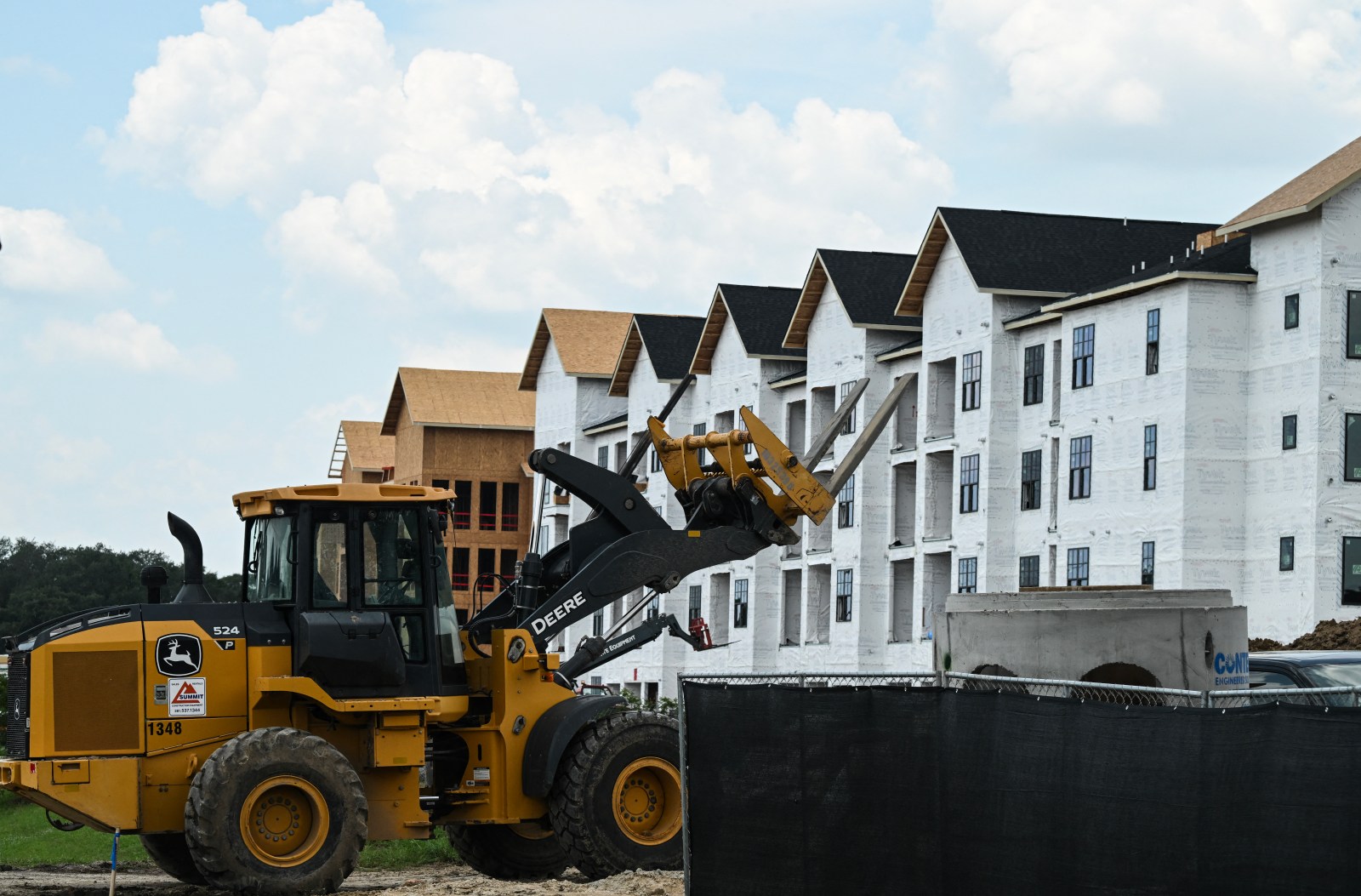 newsweek.com - Giulia Carbonaro - Texas positions housing market to attract foreign investors