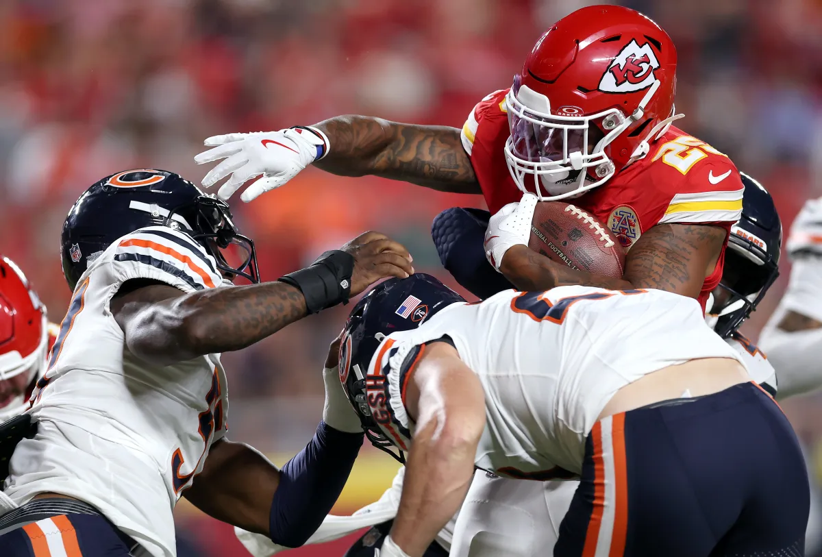 Chiefs Axe $6 Million Running Back Ahead of Titans Game - Newsweek