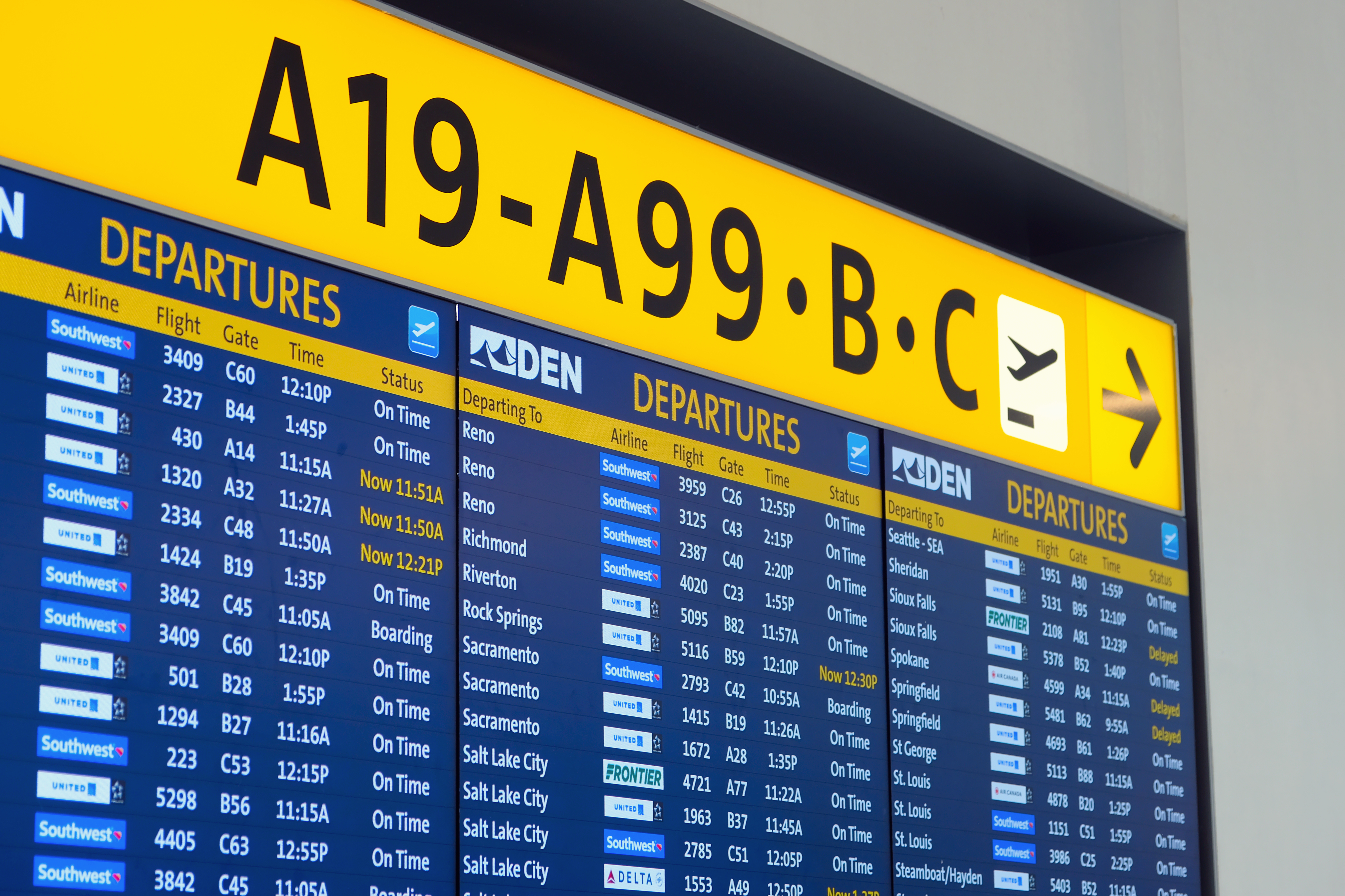 List of Major US Flight Routes With Most Delays Over the Holidays