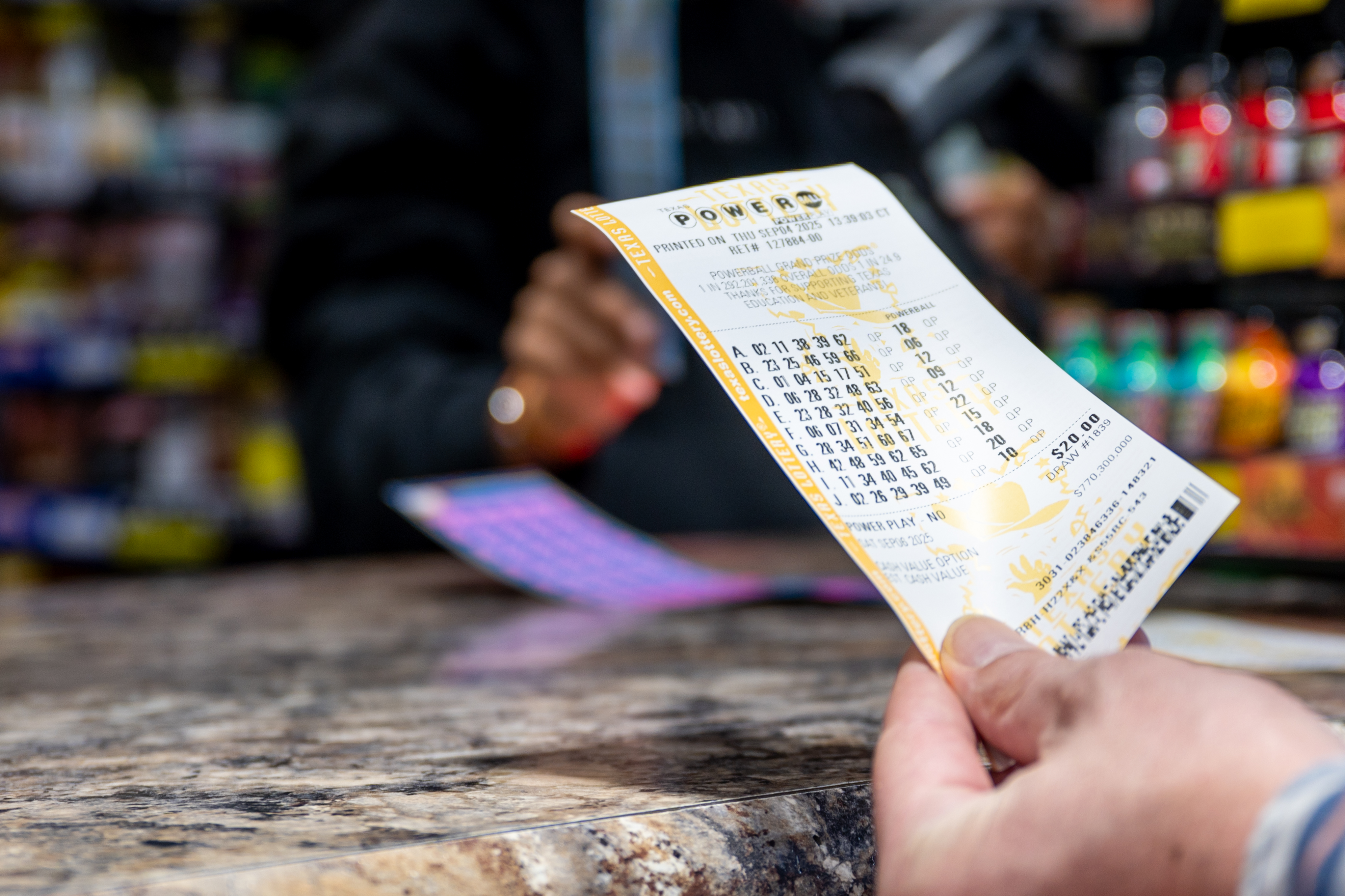 Powerball Jackpot Rises to Fifth-Largest Ever on Weekend Before Christmas