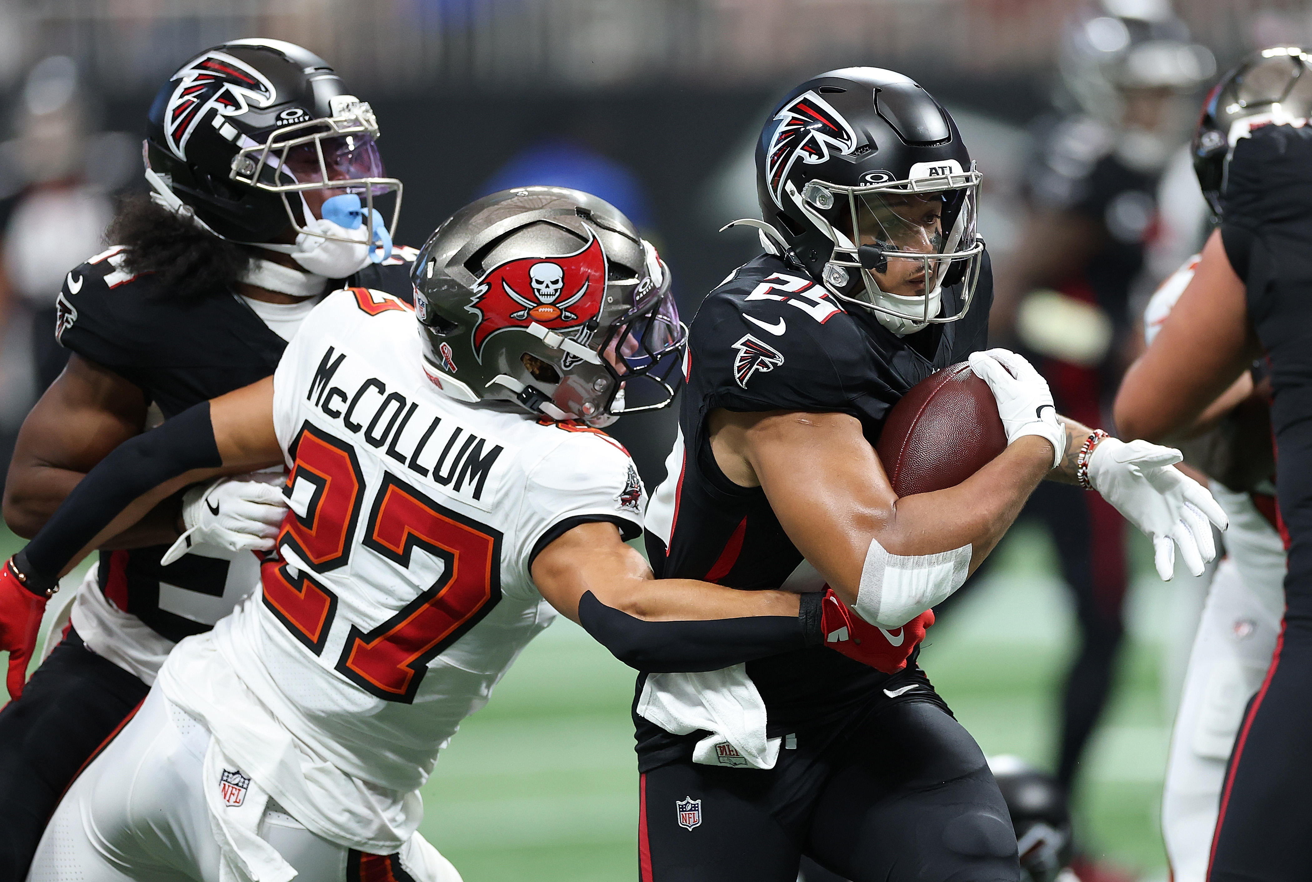 NFL Week 15 Early Picks Against The Spread: Best ATS Bets For All 16 Games