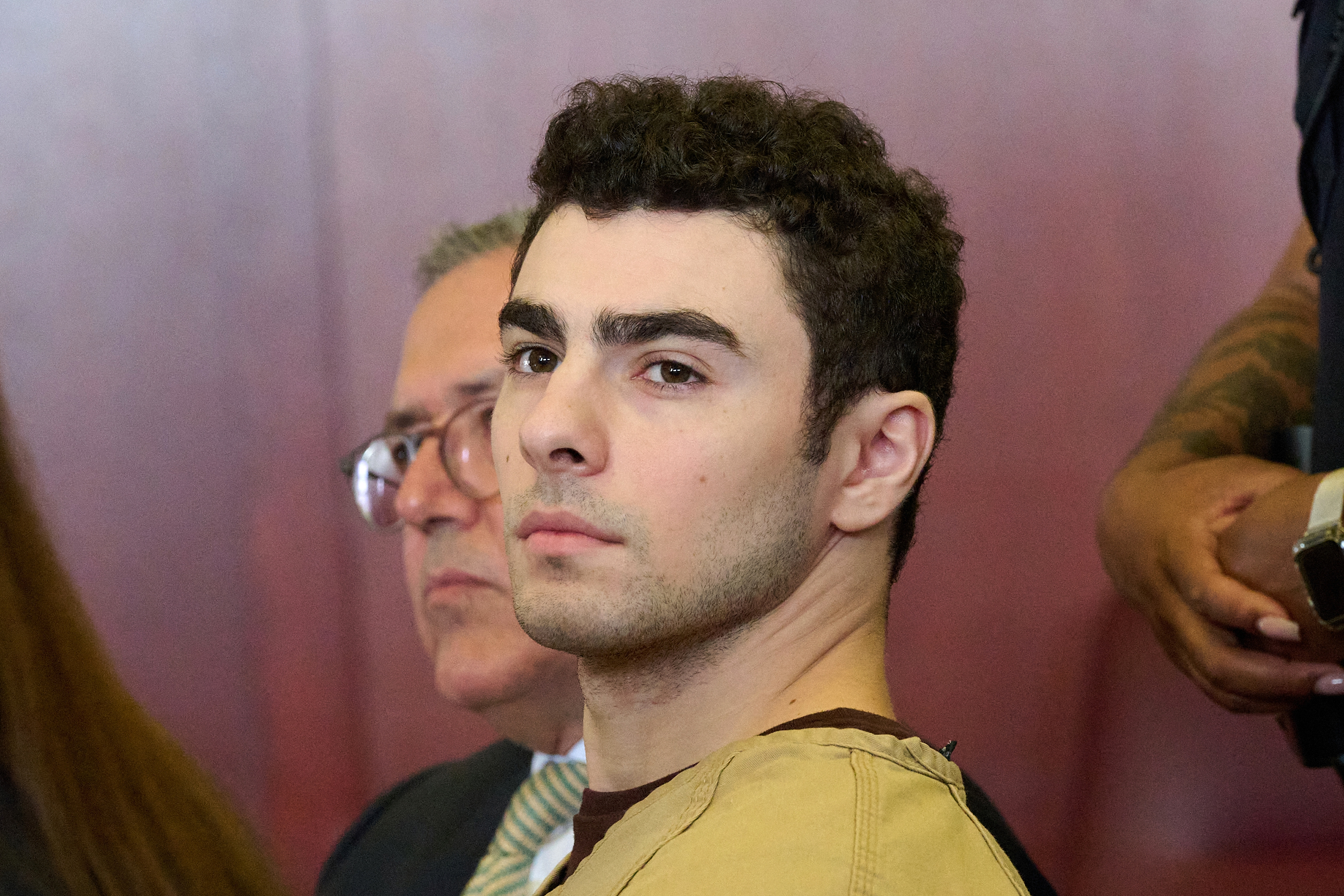 Luigi Mangione, Suspect in UnitedHealth CEO Murder, In Court: Live Updates