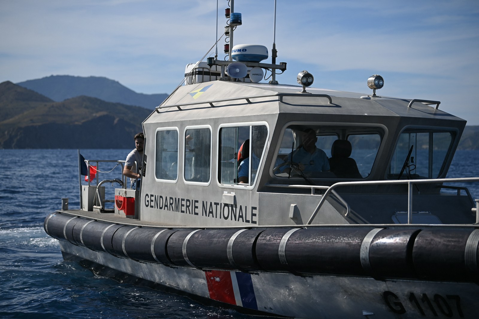 newsweek.com - Amira El-Fekki‎ - Watch: US's NATO ally seizes cocaine boat in Caribbean bust