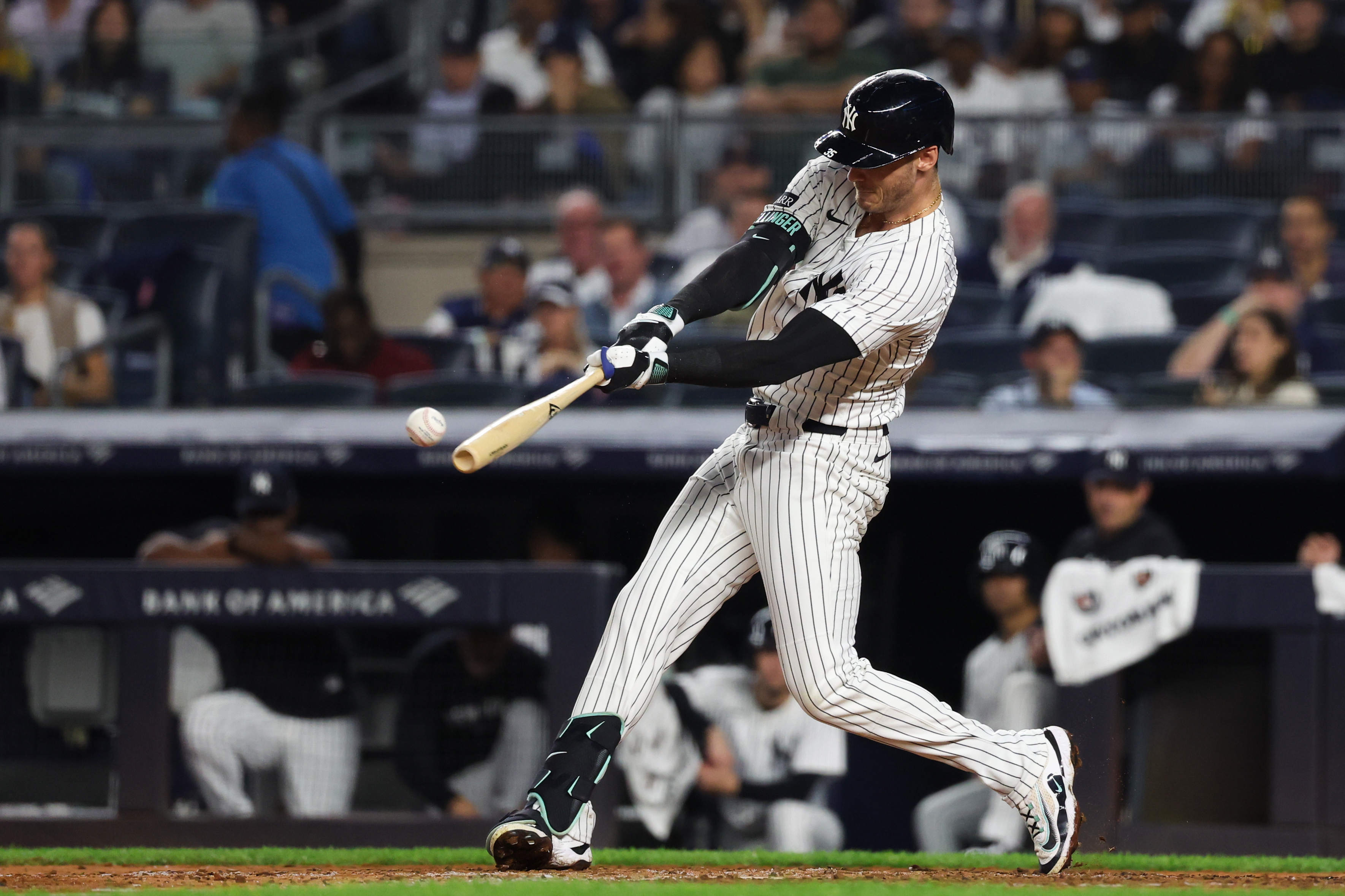 Yankees Predicted to Sign Former MVP Despite Rising Doubt