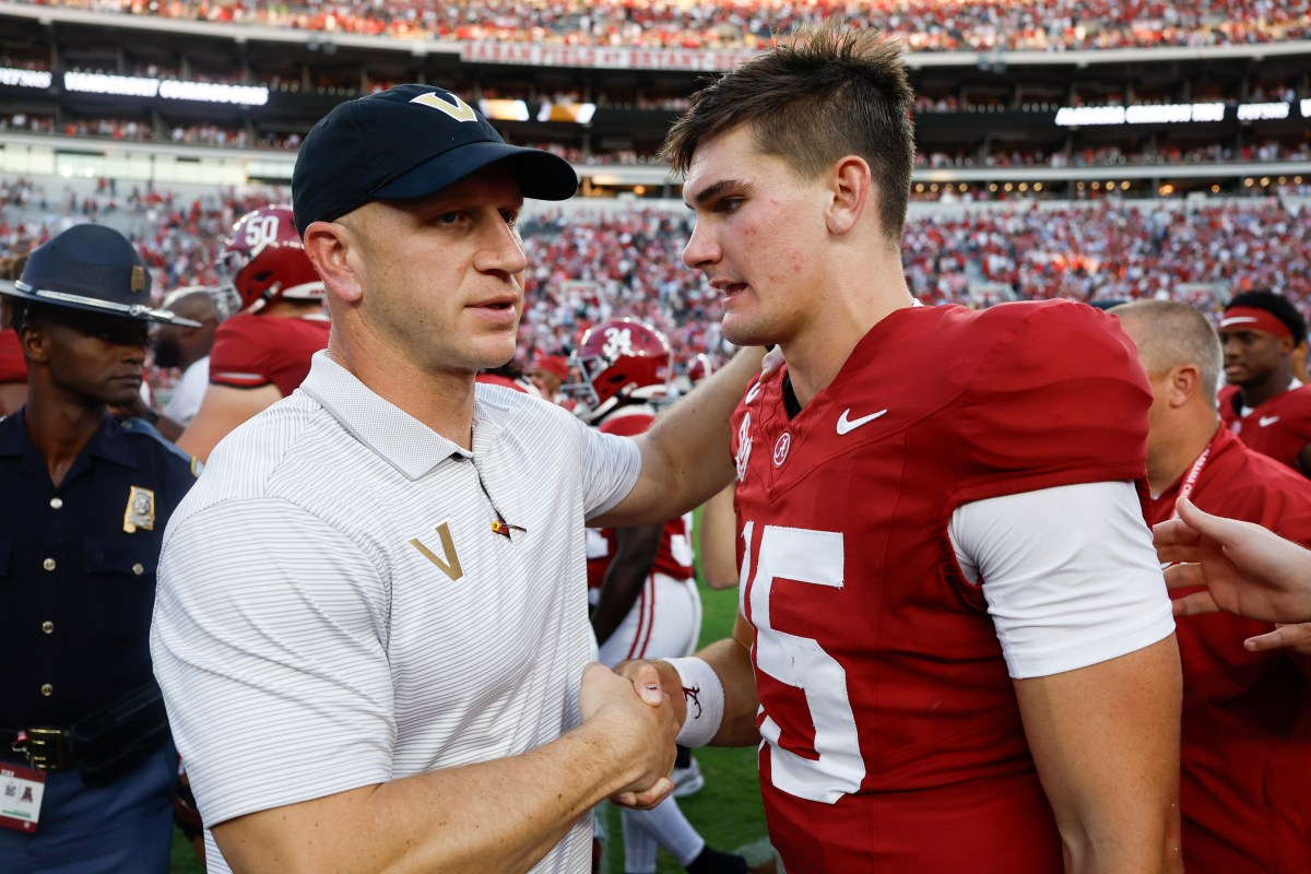 Vanderbilt está supostamente se preparando para um possível jogo no sábado. Vanderbilt está supostamente se preparando para um possível jogo no sábado.