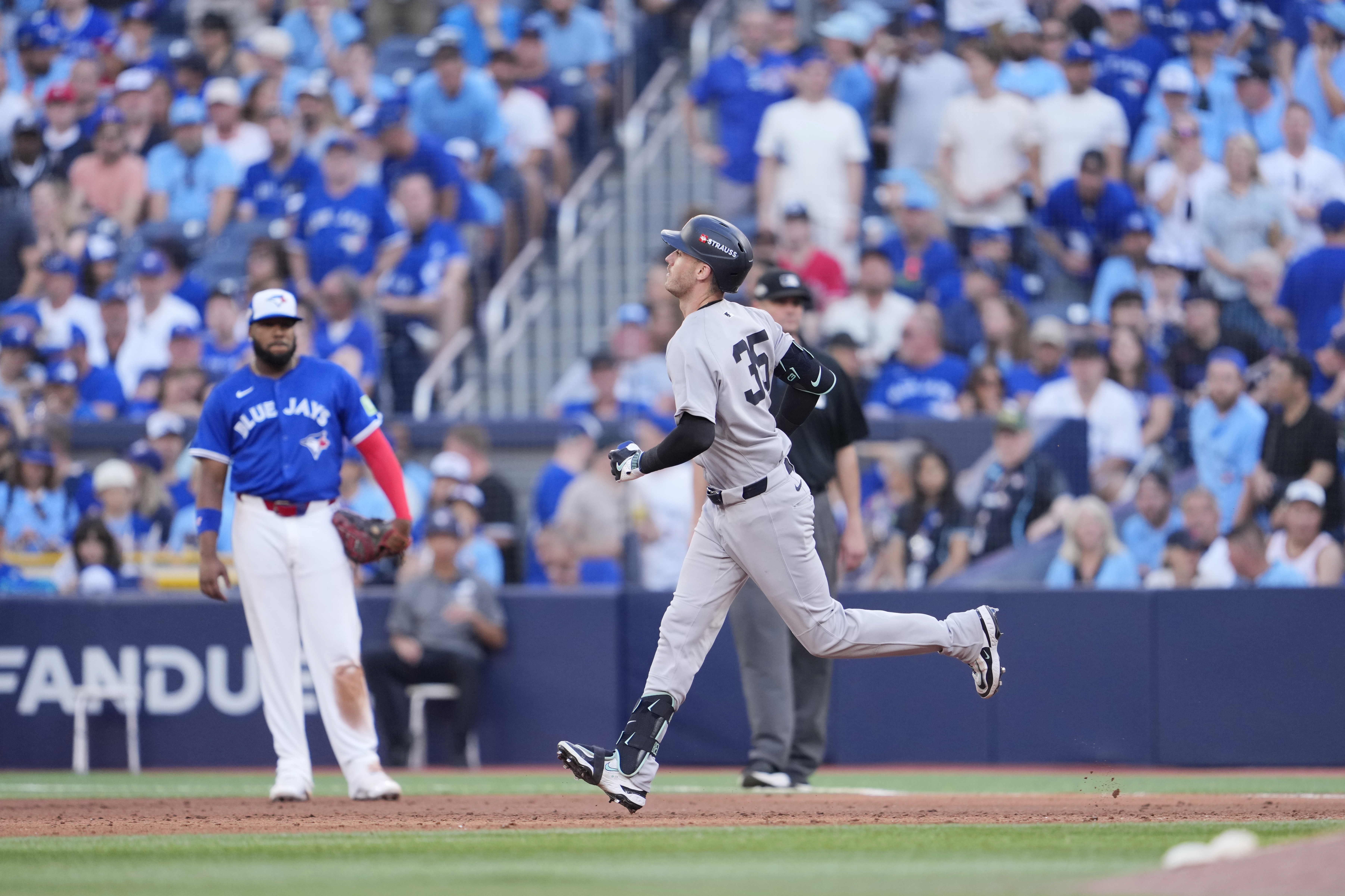 Cody Bellinger Urged to Join Yankees Rival Over Dodgers if New York Cuts Ties