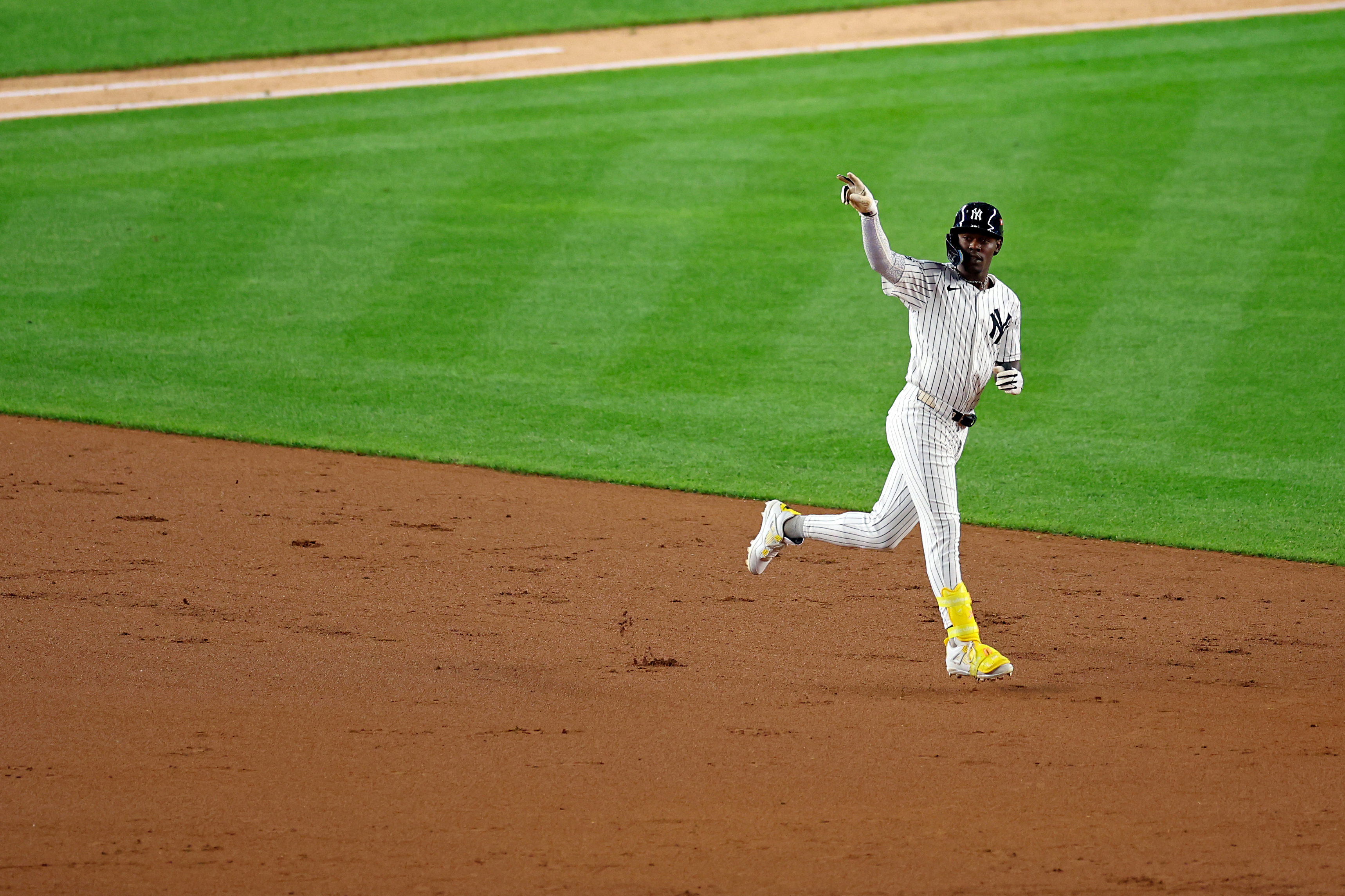 Yankees-Phillies Trade Idea Sees 2-Time All-Star Leave Bronx