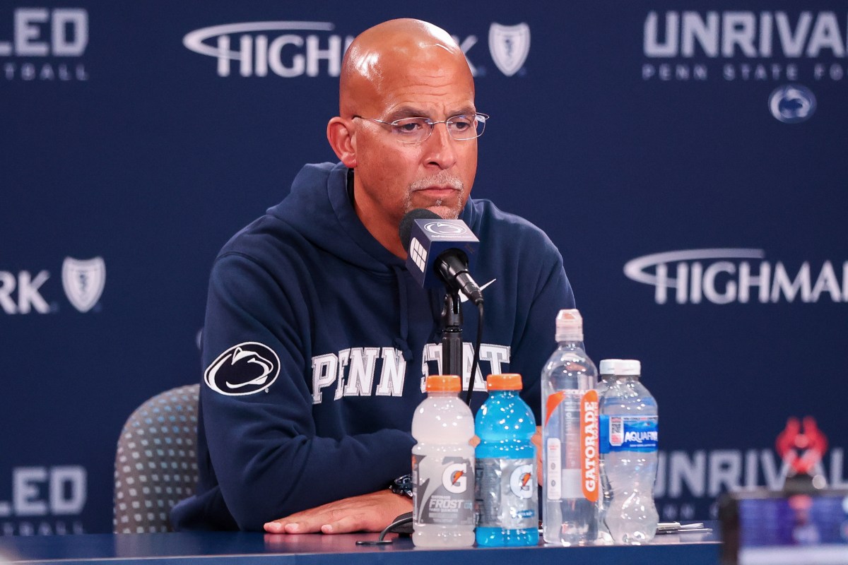 A Penn State tem competição pelos principais candidatos para substituir James Franklin. A Penn State tem competição pelos principais candidatos para substituir James Franklin.