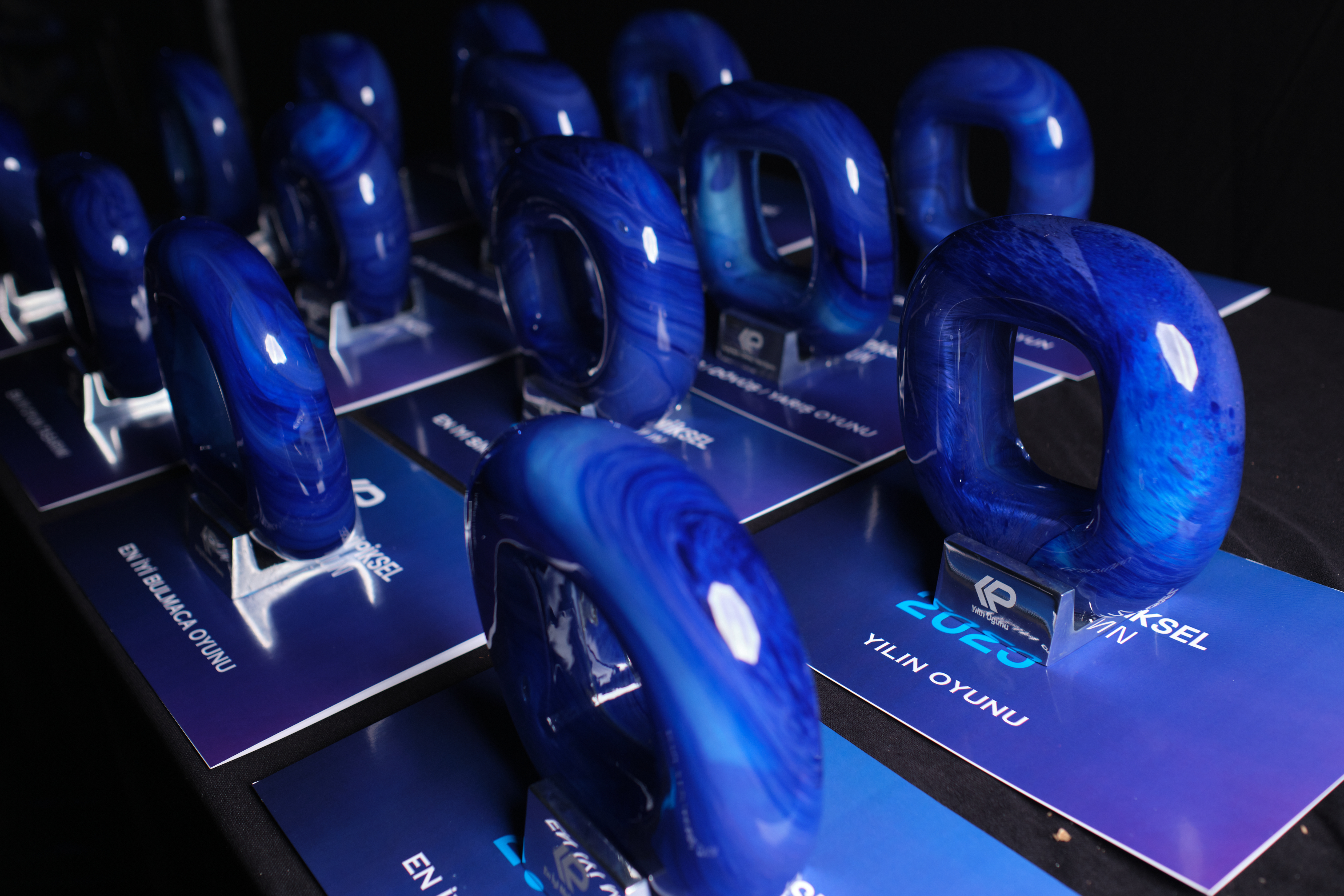 The Game Awards 2025: How to Watch Tonight's Ceremony—Live Updates