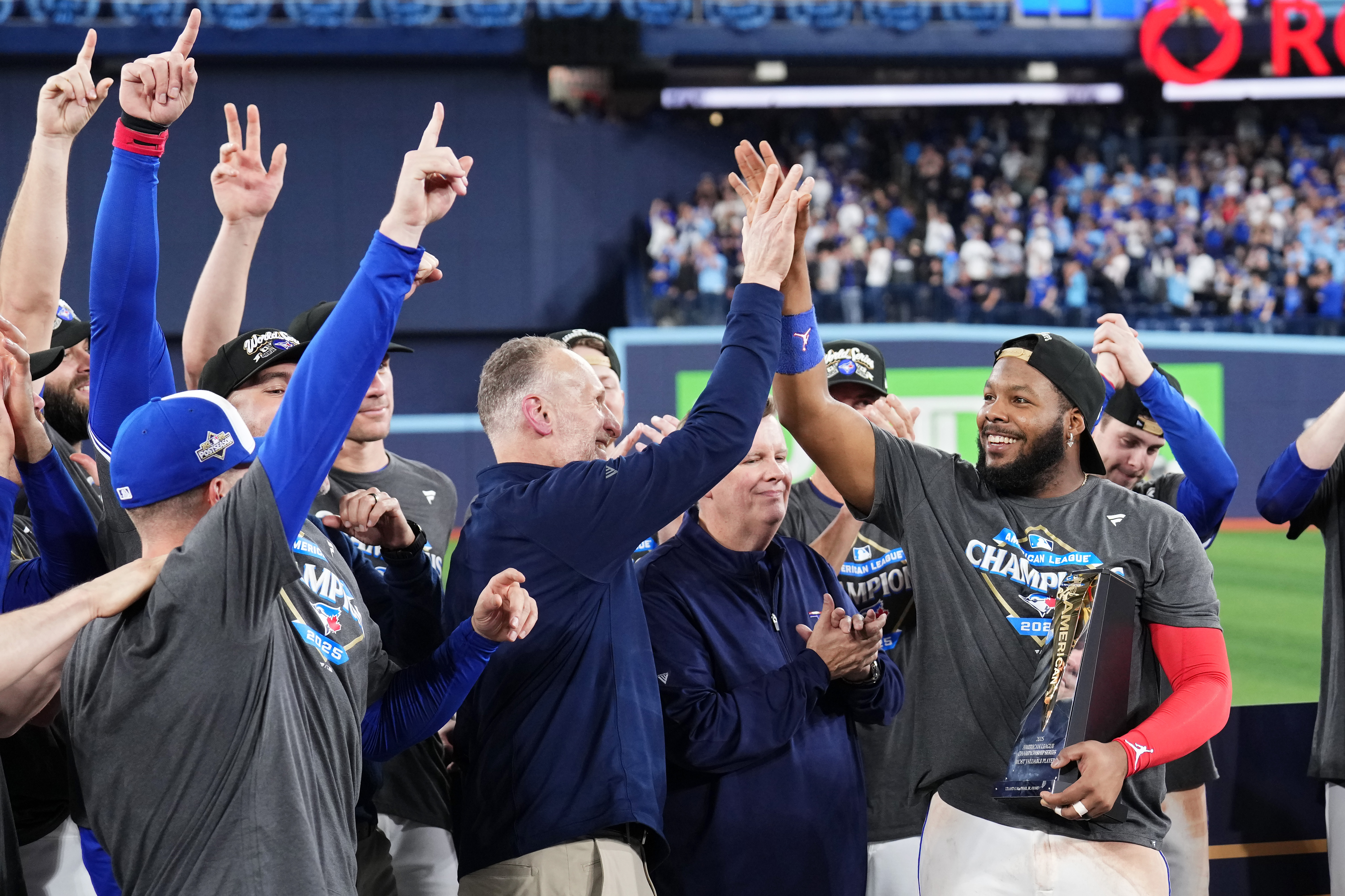 Blue Jays Extend President with 5-Year Contract After World Series Run