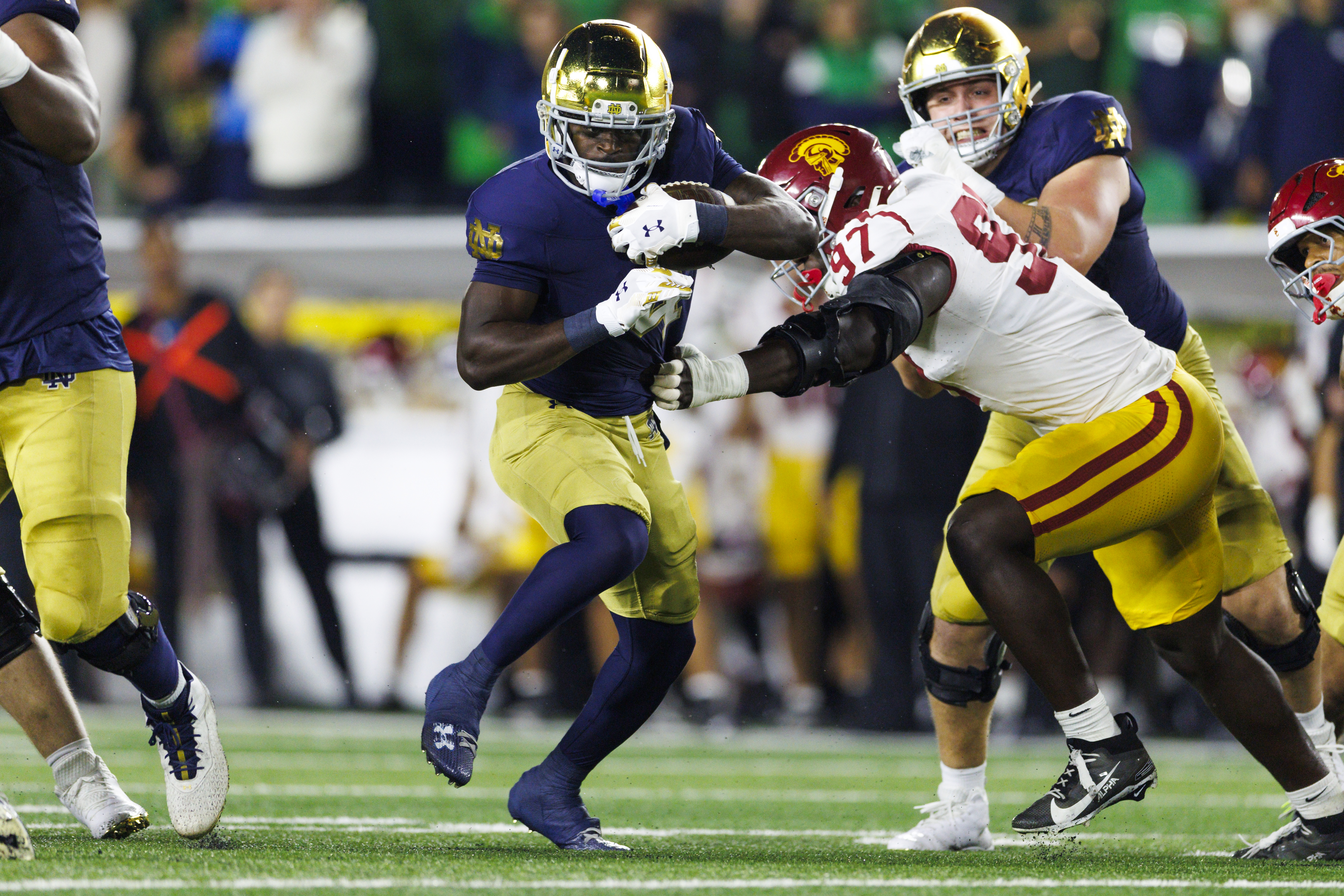 Notre Dame Facing Threats From Rival Programs Over New Playoff Rule