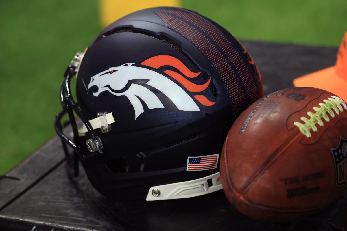 Former Broncos Assistant, Colorado State Head Coach Leon Fuller Dies