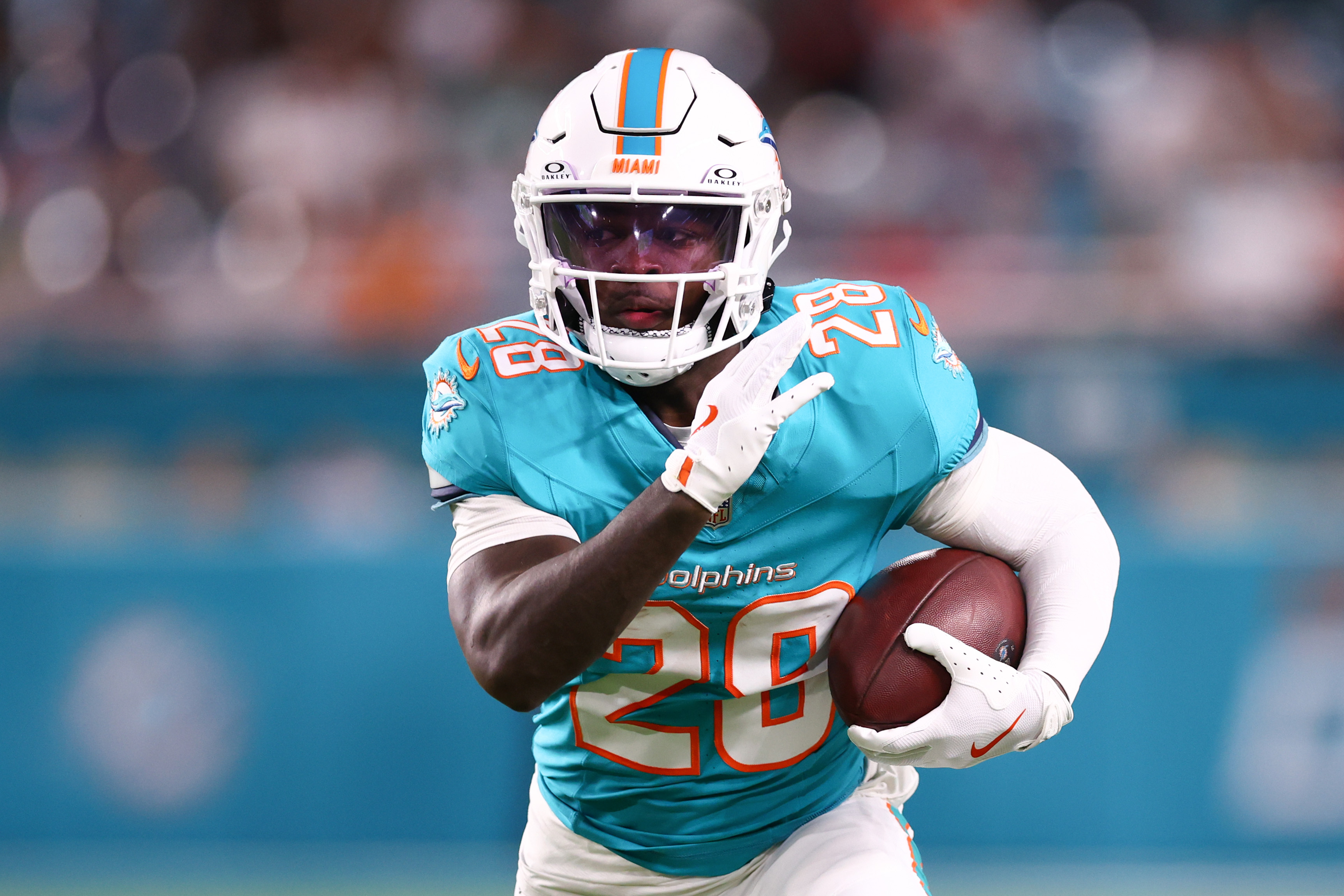 De'Von Achane, 2 Other Dolphins Players Disciplined Before Steelers Clash