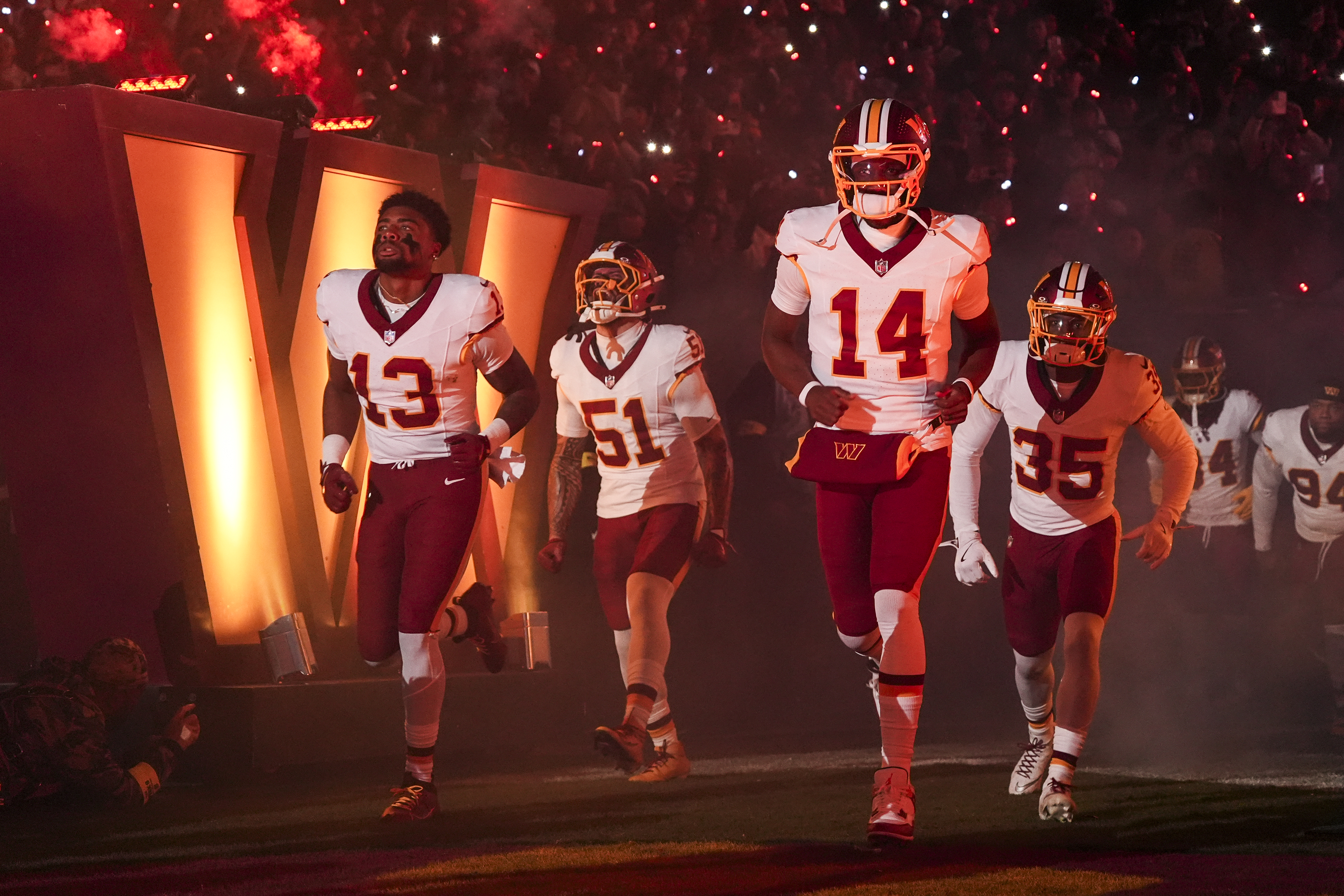 Commanders Reveal Starting Quarterback vs Cowboys on Christmas