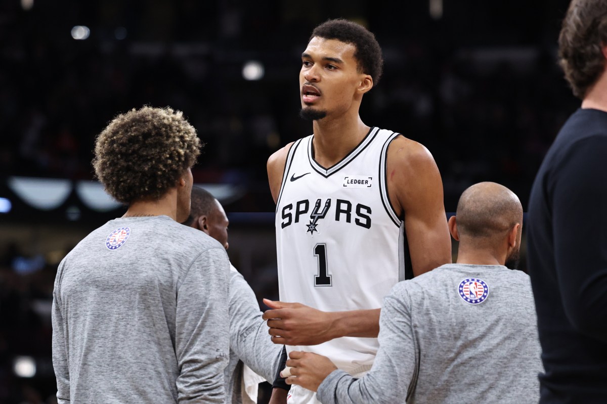 Victor Wembanyama confiante após raro papel no Spurs Victor Wembanyama confiante após raro papel no Spurs