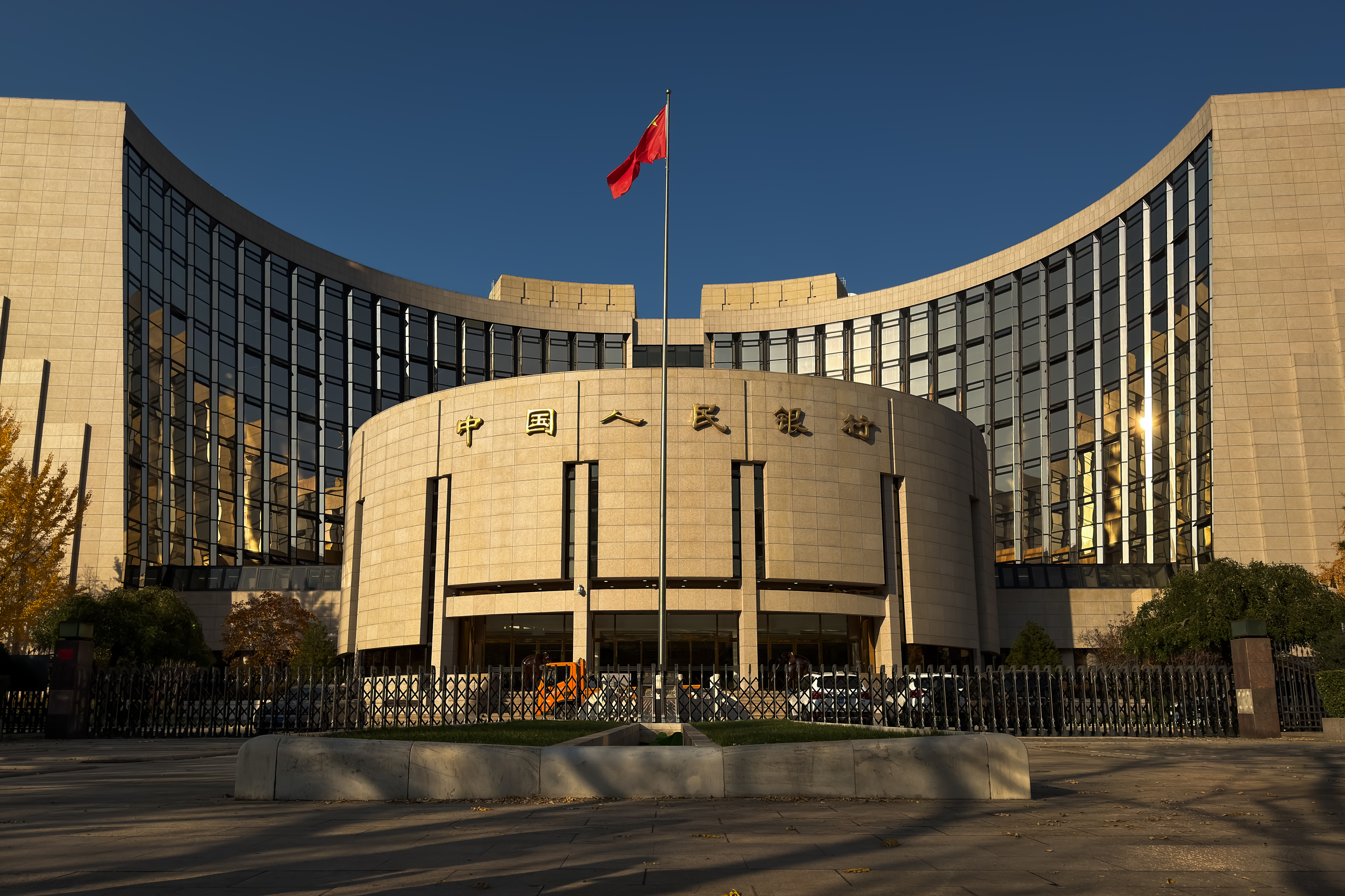 Chinese Economist Issues Dire Warning Over Debt Crisis