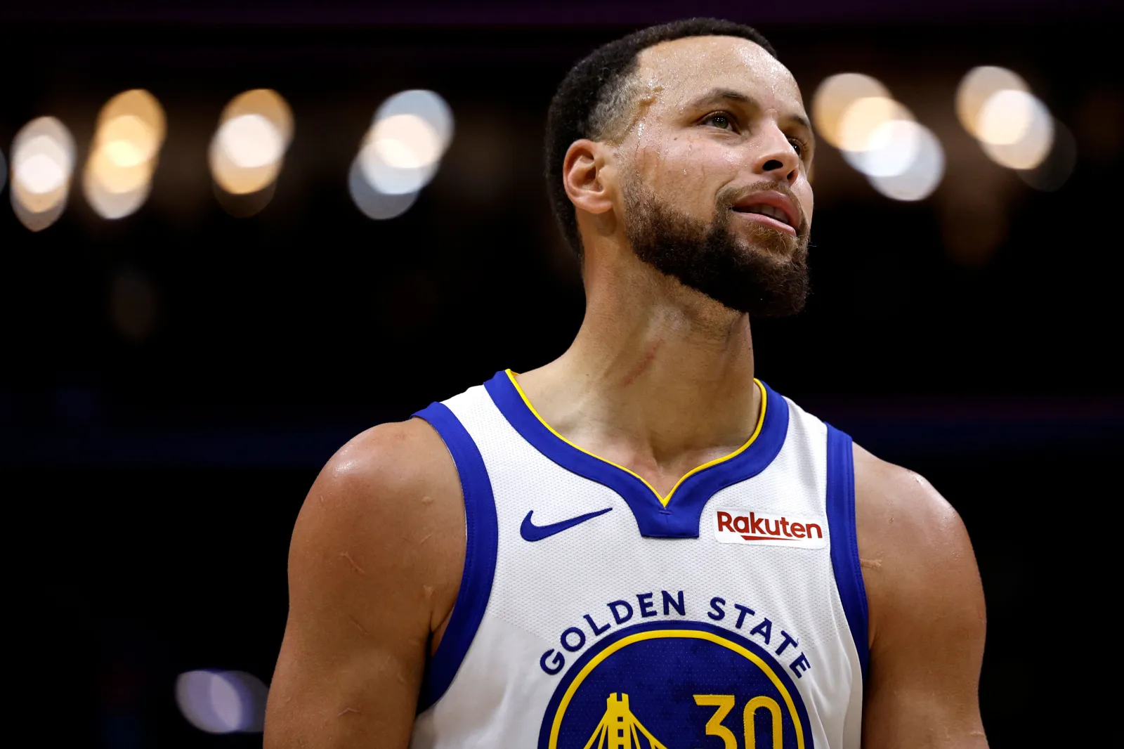 NBA Insider Sends Unsettling Message on Steph Curry’s Injury