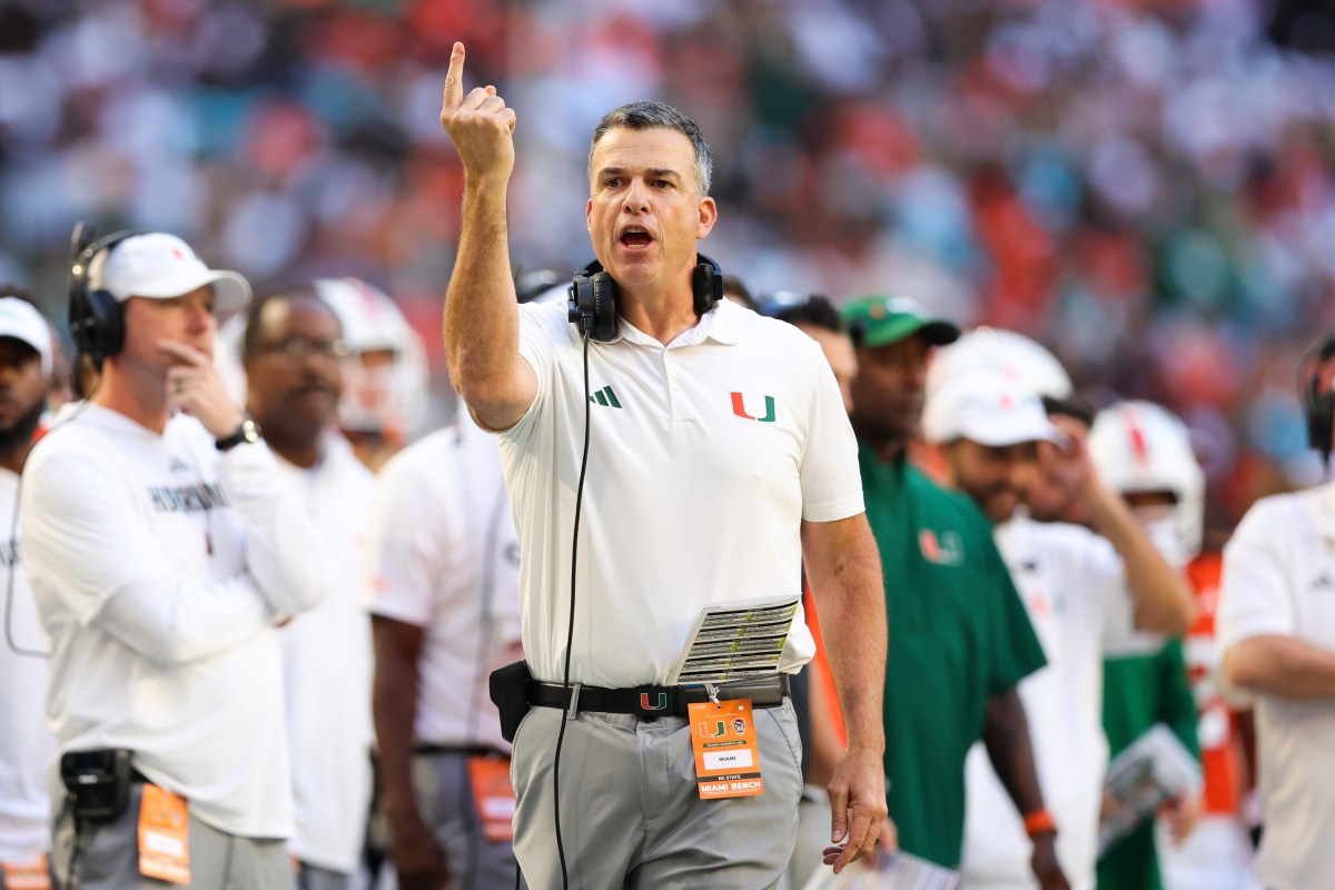 Previsão dos playoffs do Miami Dealt Crushing College Football