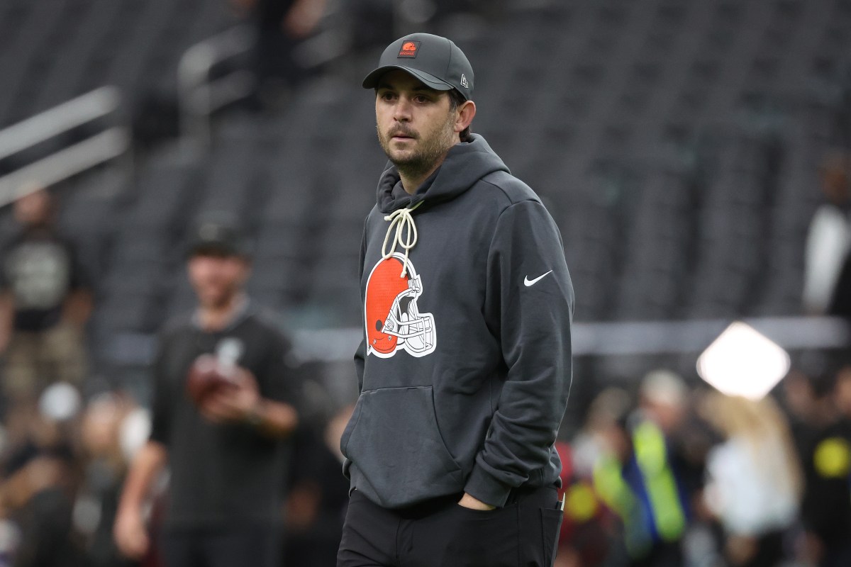 Browns' Rees Stays Focused Amid Michigan Coaching Rumors