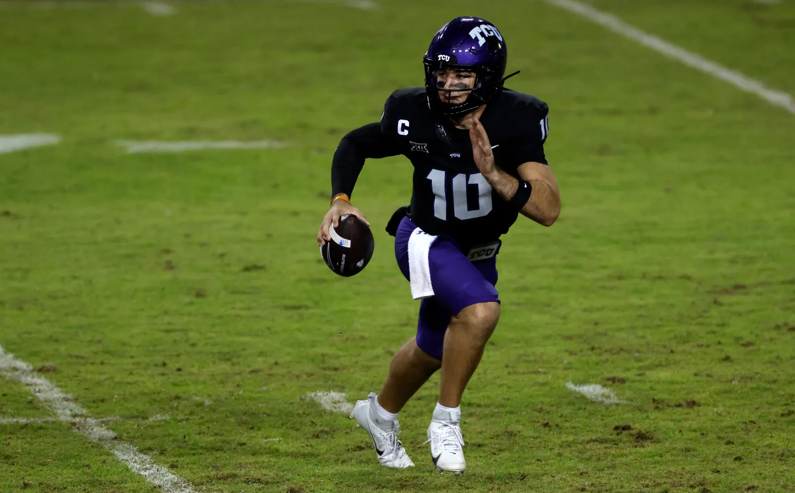 TCU quarterback Josh Hoover against Cincinnati