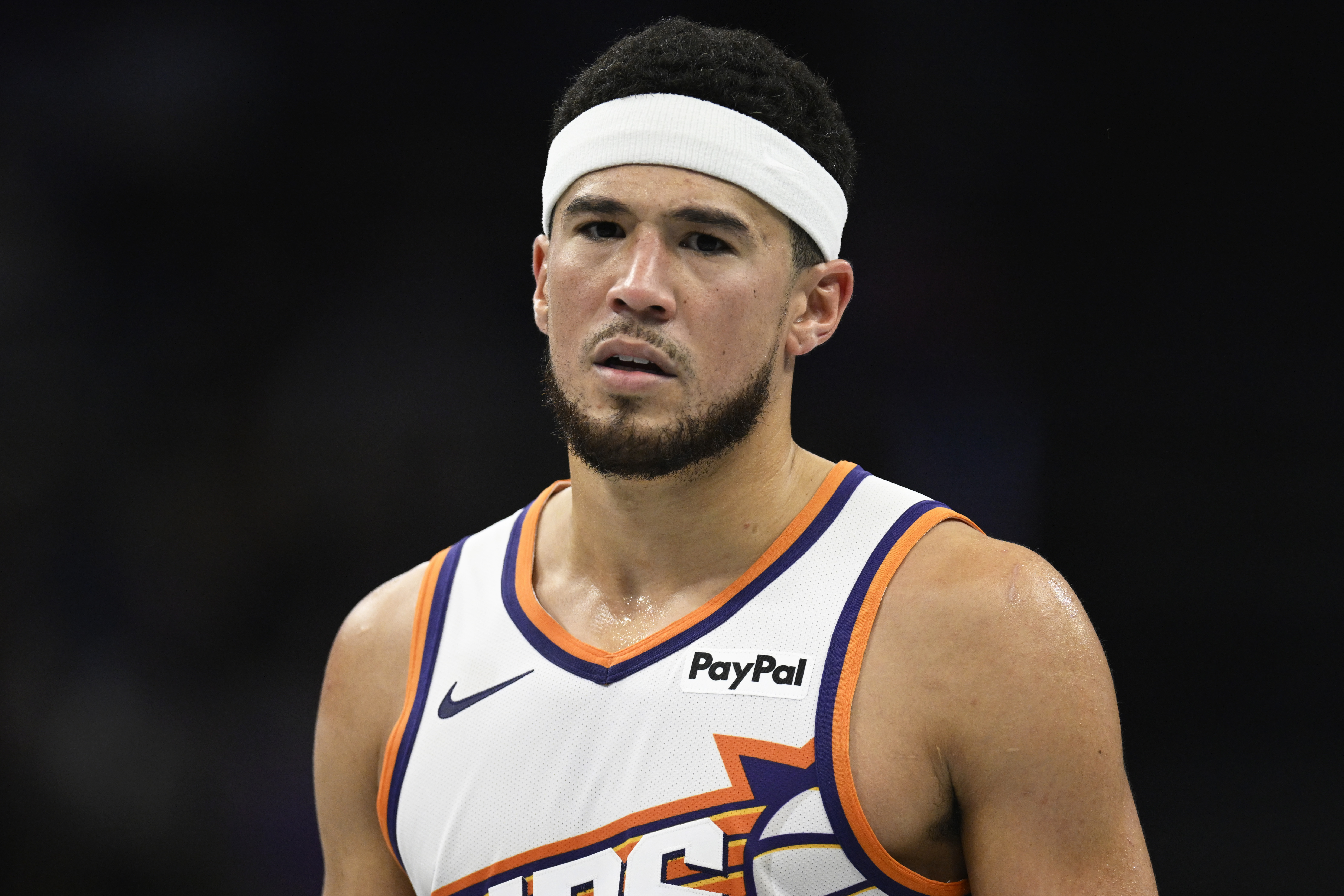 Devin Booker Makes NBA History Before Alarming Injury vs Lakers