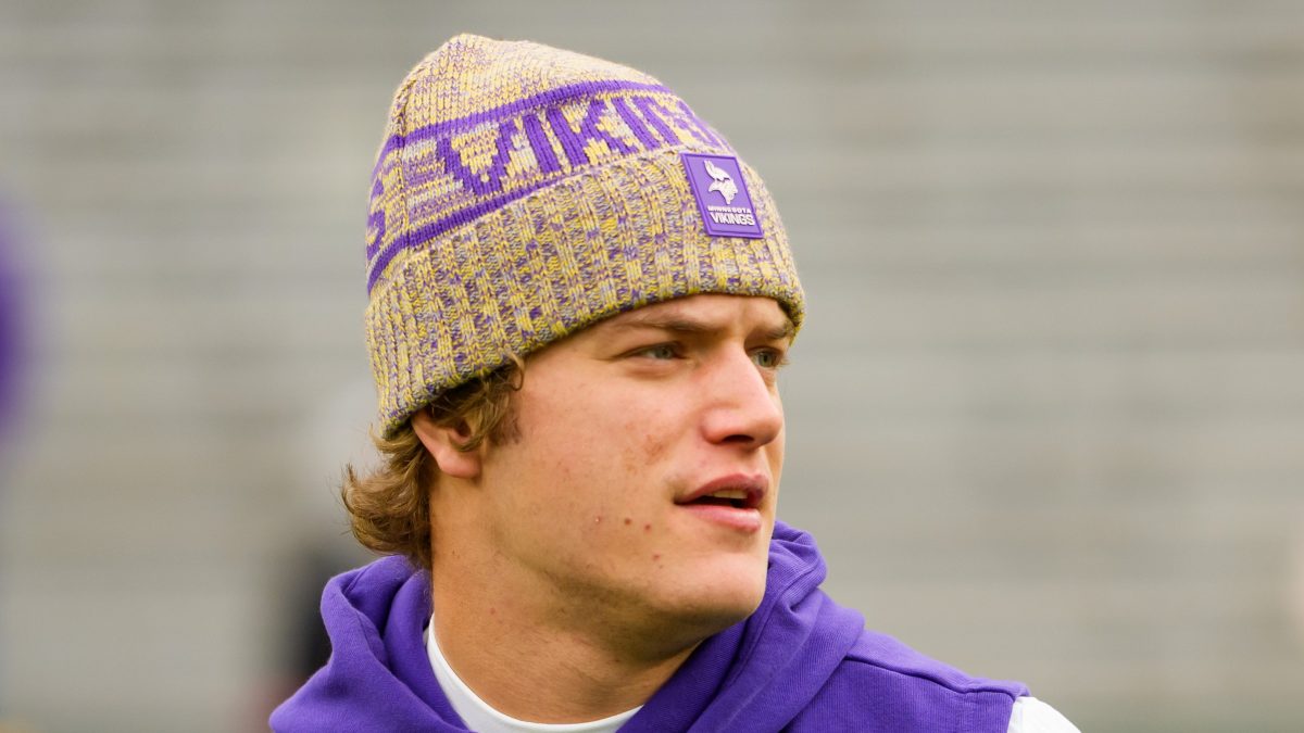 Os comentários estranhos de JJ McCarthy, do Vikings RB Aaron Jones, fizeram muitas pessoas coçarem a cabeça. Os comentários estranhos de JJ McCarthy, do Vikings RB Aaron Jones, fizeram muitas pessoas coçarem a cabeça.