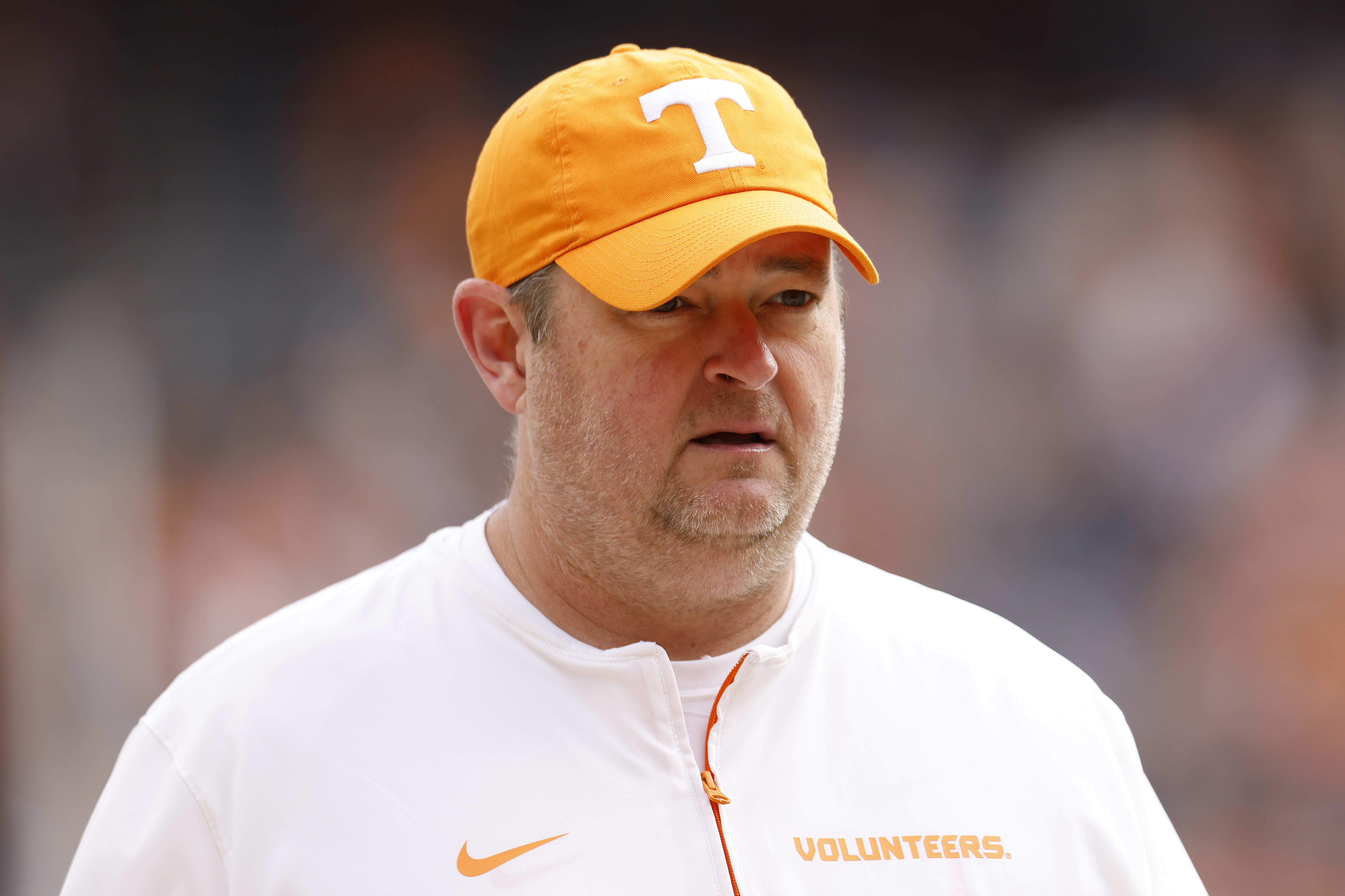 Tennessee Linked to Notre Dame QB in Transfer Portal