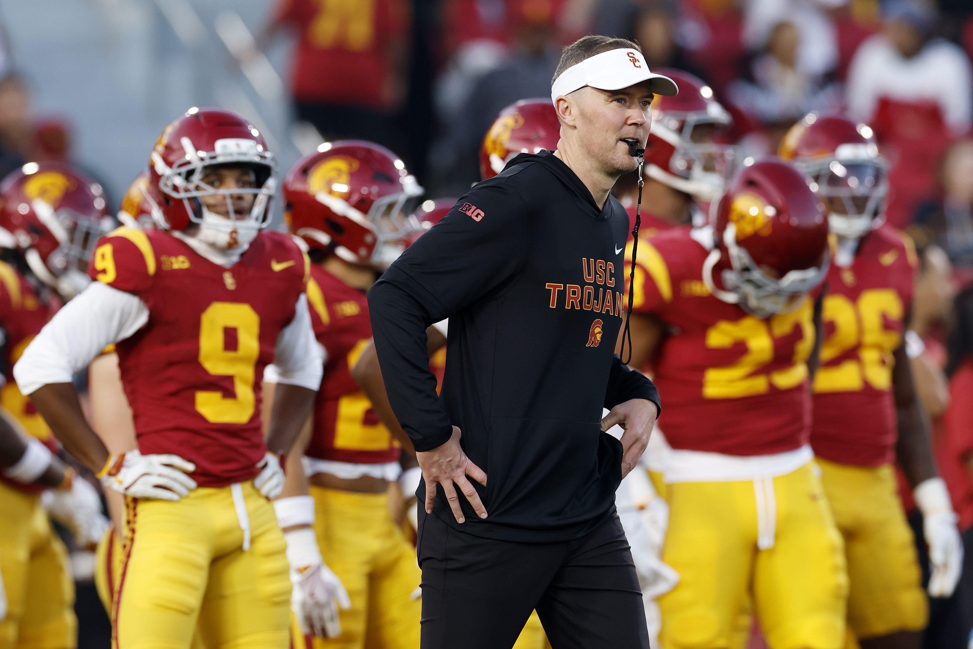 USC, Lincoln Riley Lose Suprising Defensive Star to Transfer Portal