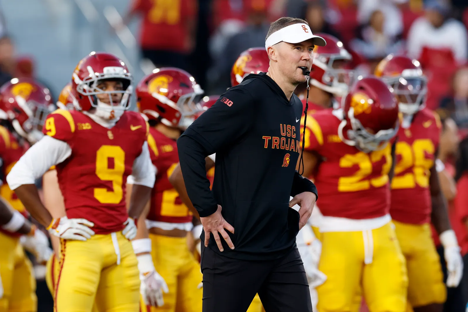 USC, Lincoln Riley Lose Productive Defensive Tackle to Transfer Portal ...