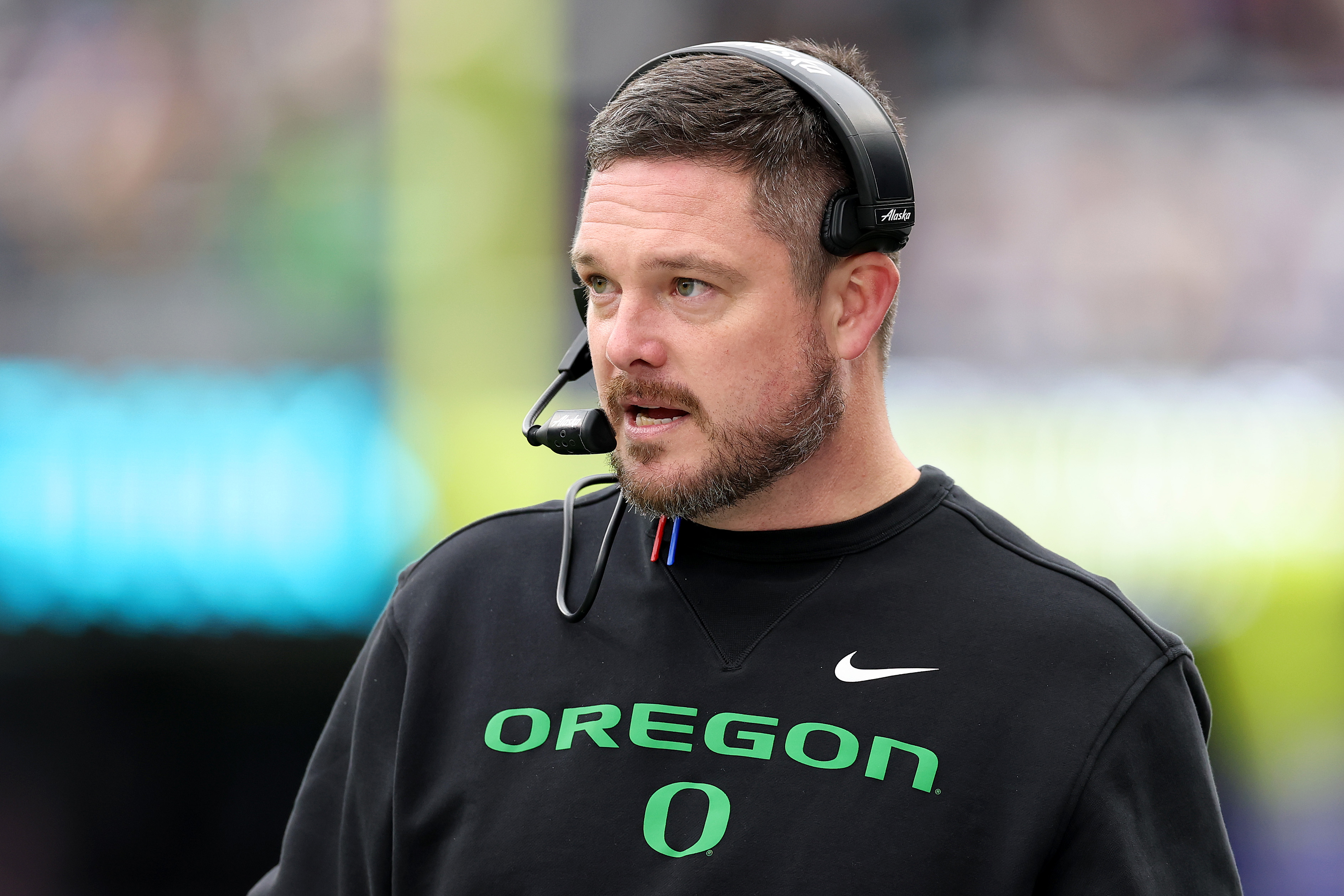 Oregon Makes Controversial Coaching Decision for College Football Playoff