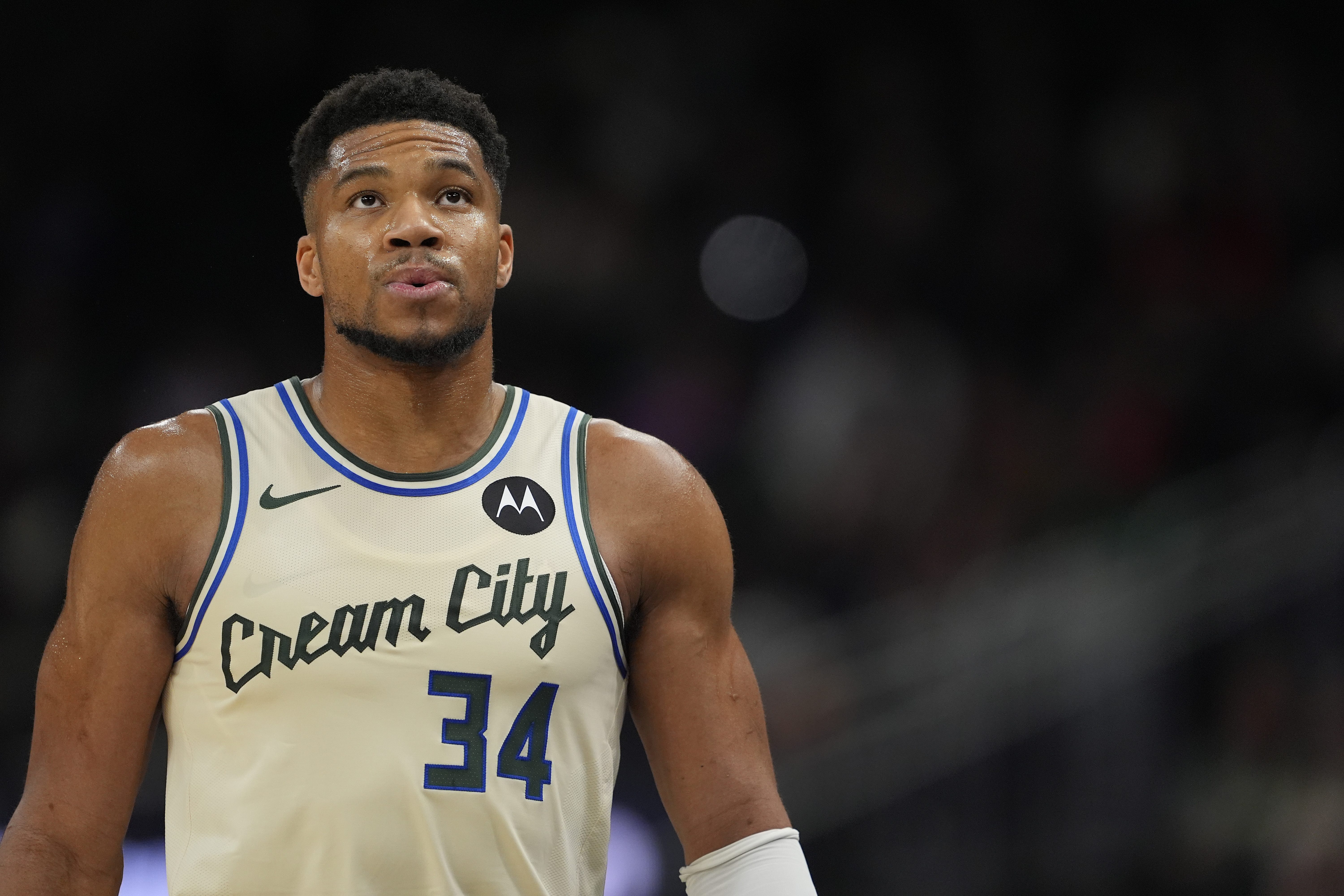 Bucks Urged to Pair Giannis Antetokounmpo With 6-Time All-Star