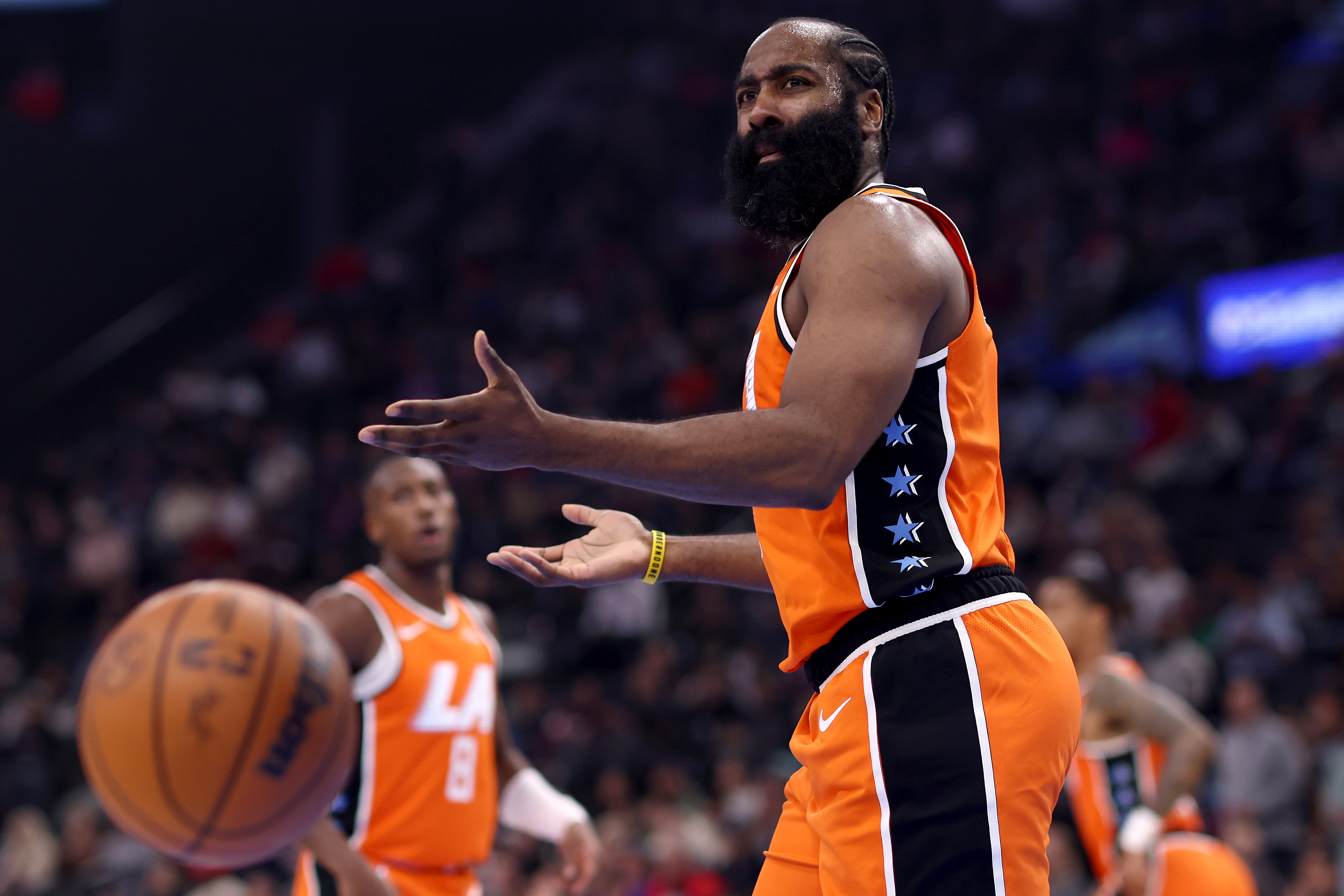 Clippers’ Season Unravels as James Harden Acknowledges Harsh Reality