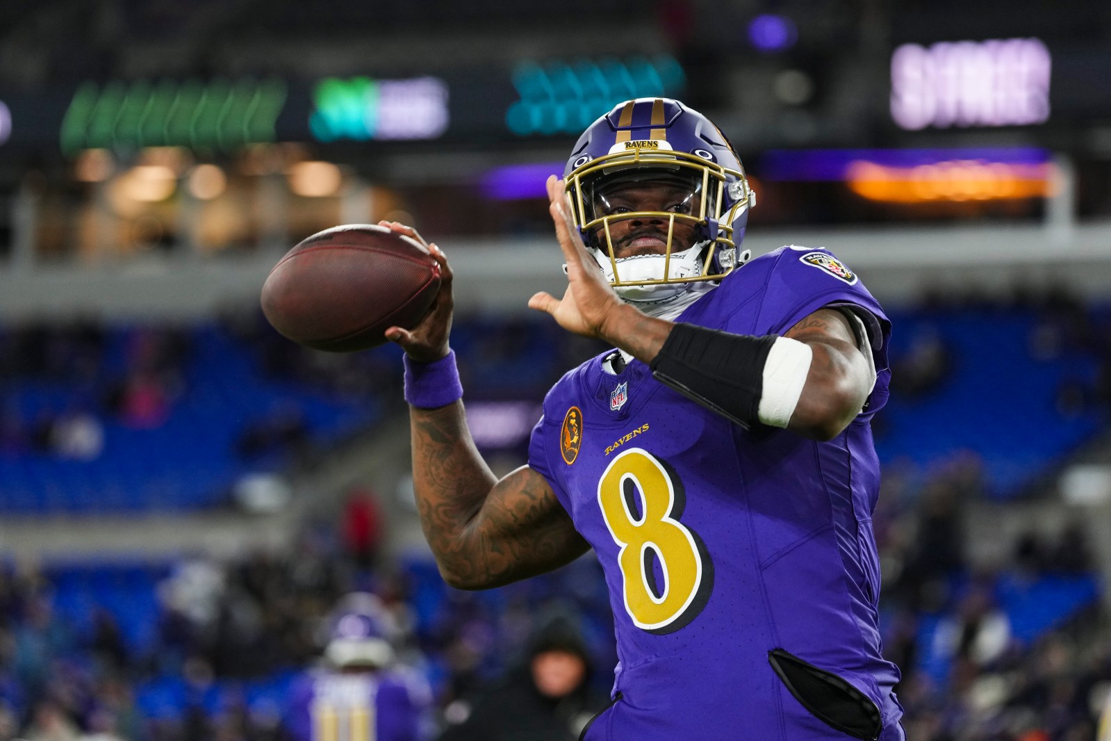 newsweek.com - Tyler Everett - FanDuel Promo Code: Claim $150 Bonus For UFC 323, NFL Week 14 Games