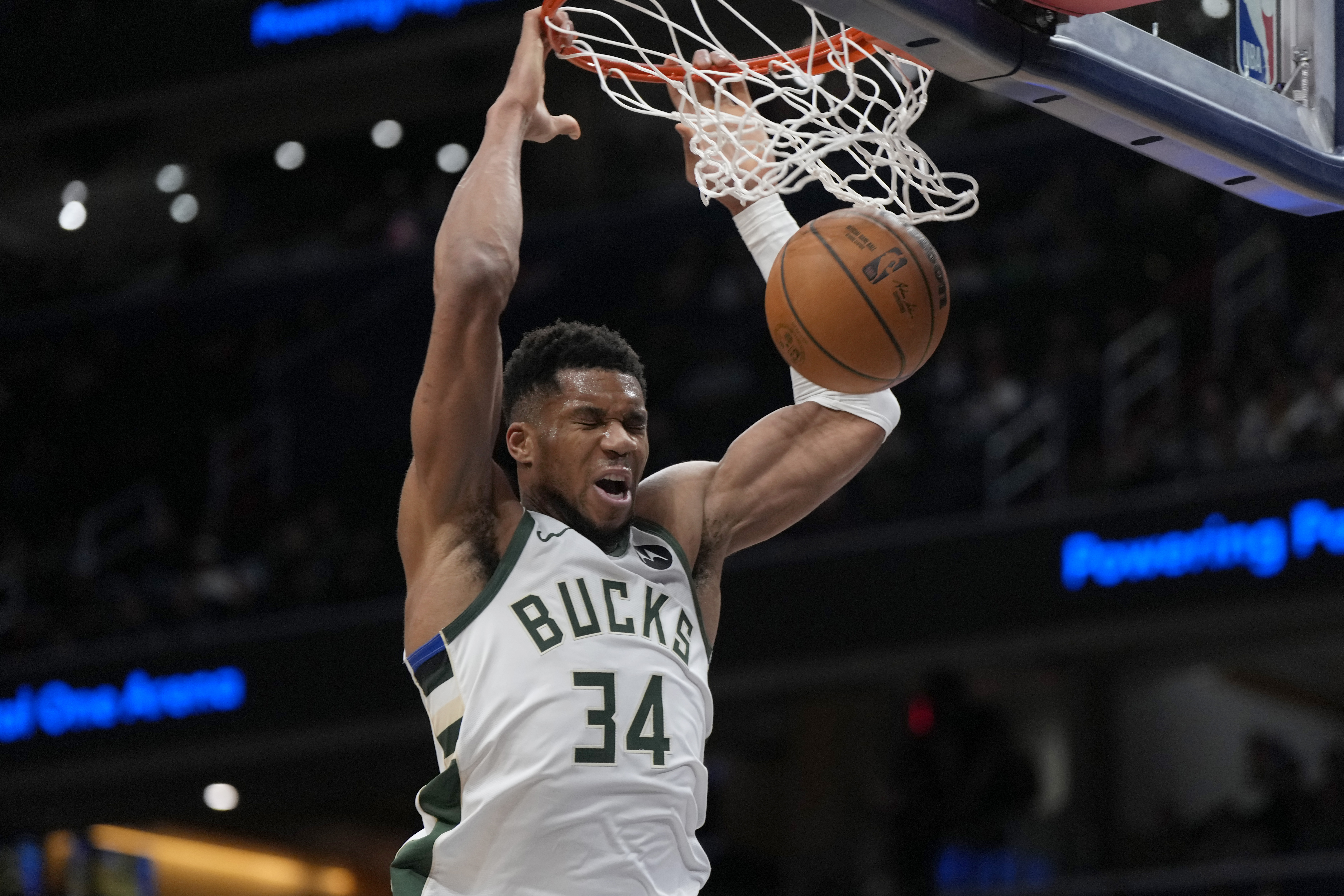 Warriors Blockbuster Trade Package for Giannis Antetokounmpo Revealed