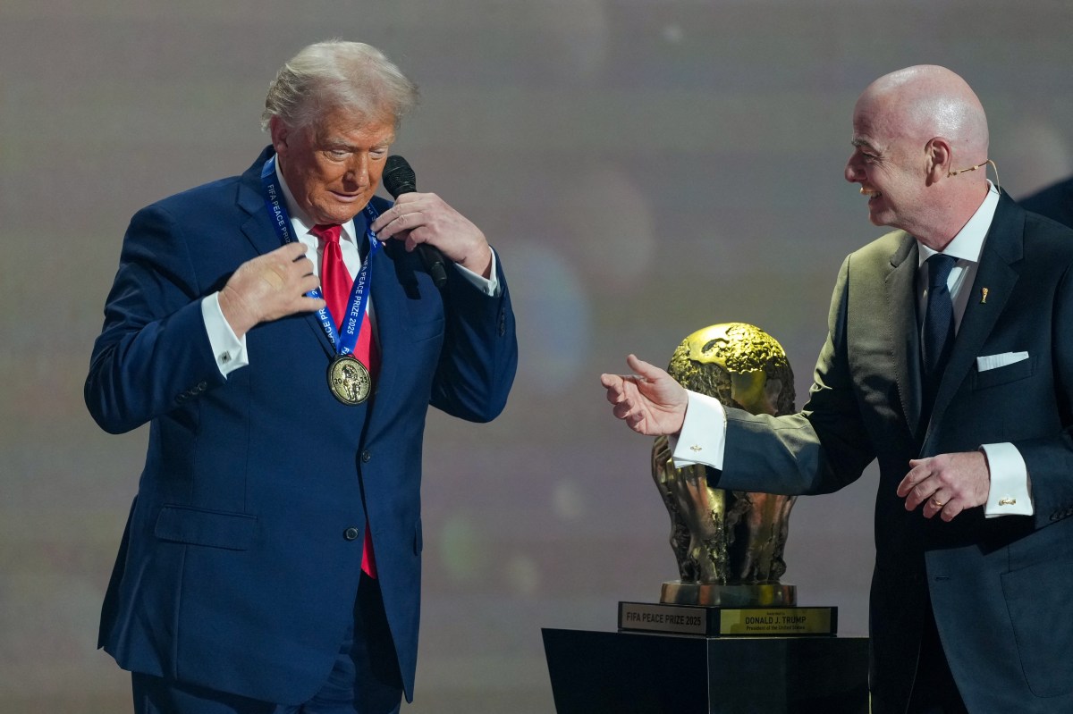 Trump se volta para o ‘jogo do mundo’, FIFA o envia ao palco Trump se volta para o ‘jogo do mundo’, FIFA o envia ao palco