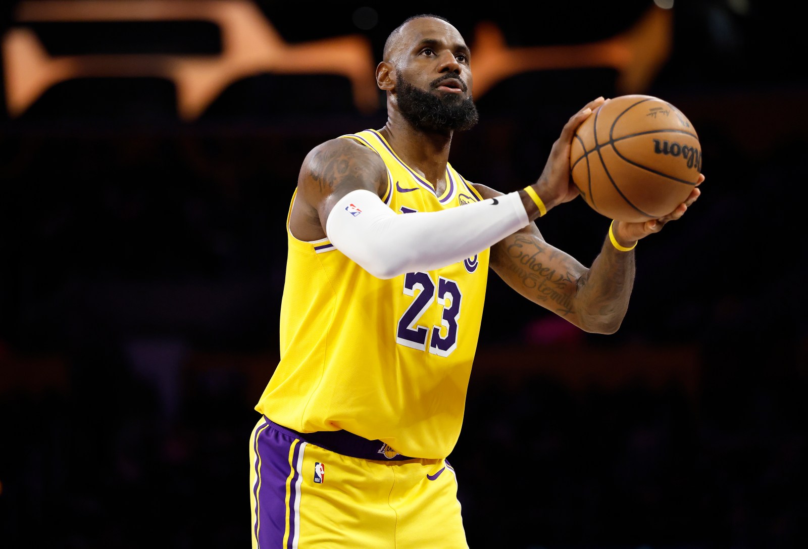 Image for Lakers’ LeBron James Drops Hilarious 3-Word Response After Missing Pelicans Game