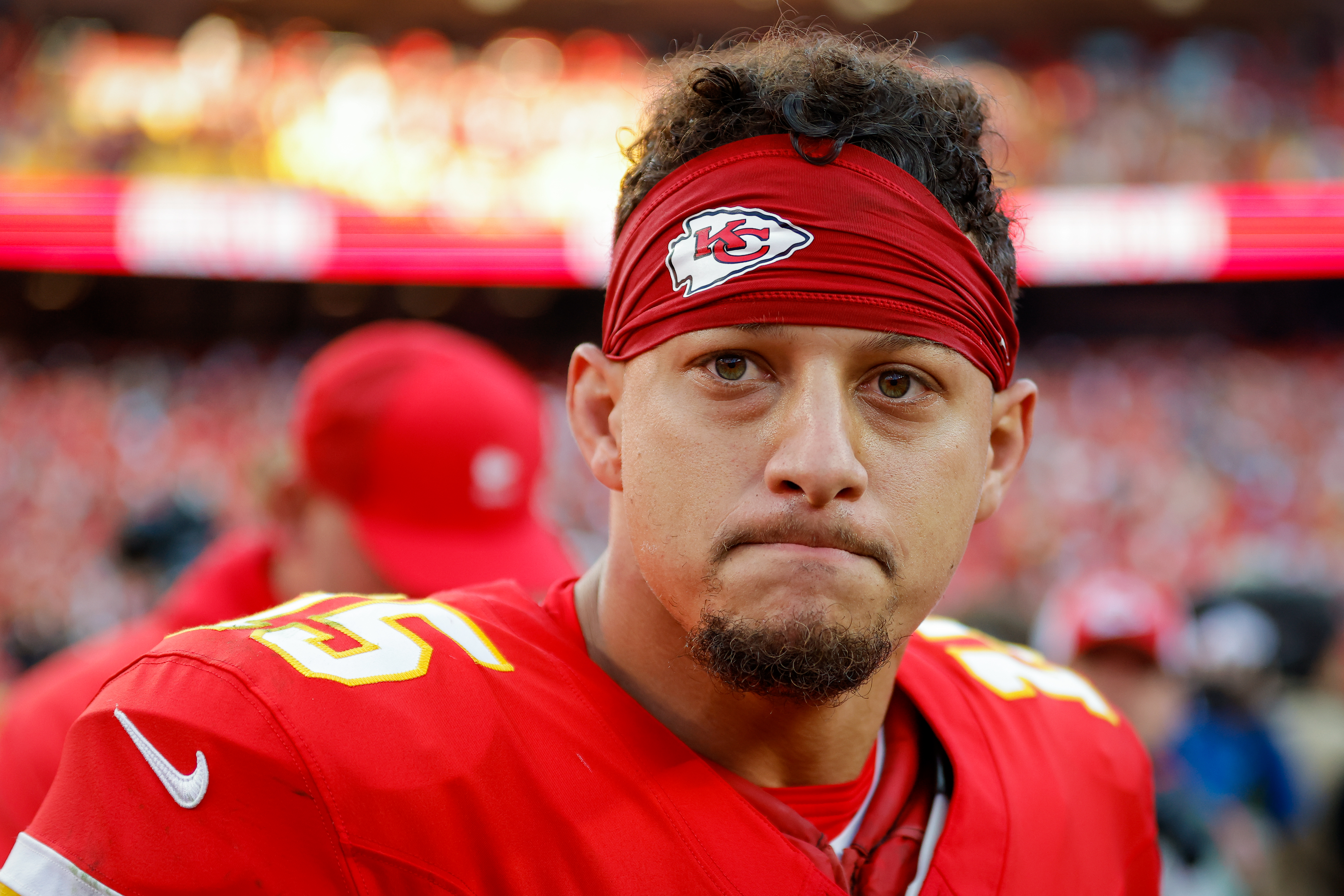 Patrick Mahomes Assigns Blame for Chiefs Missing Playoffs Amid Knee Injury