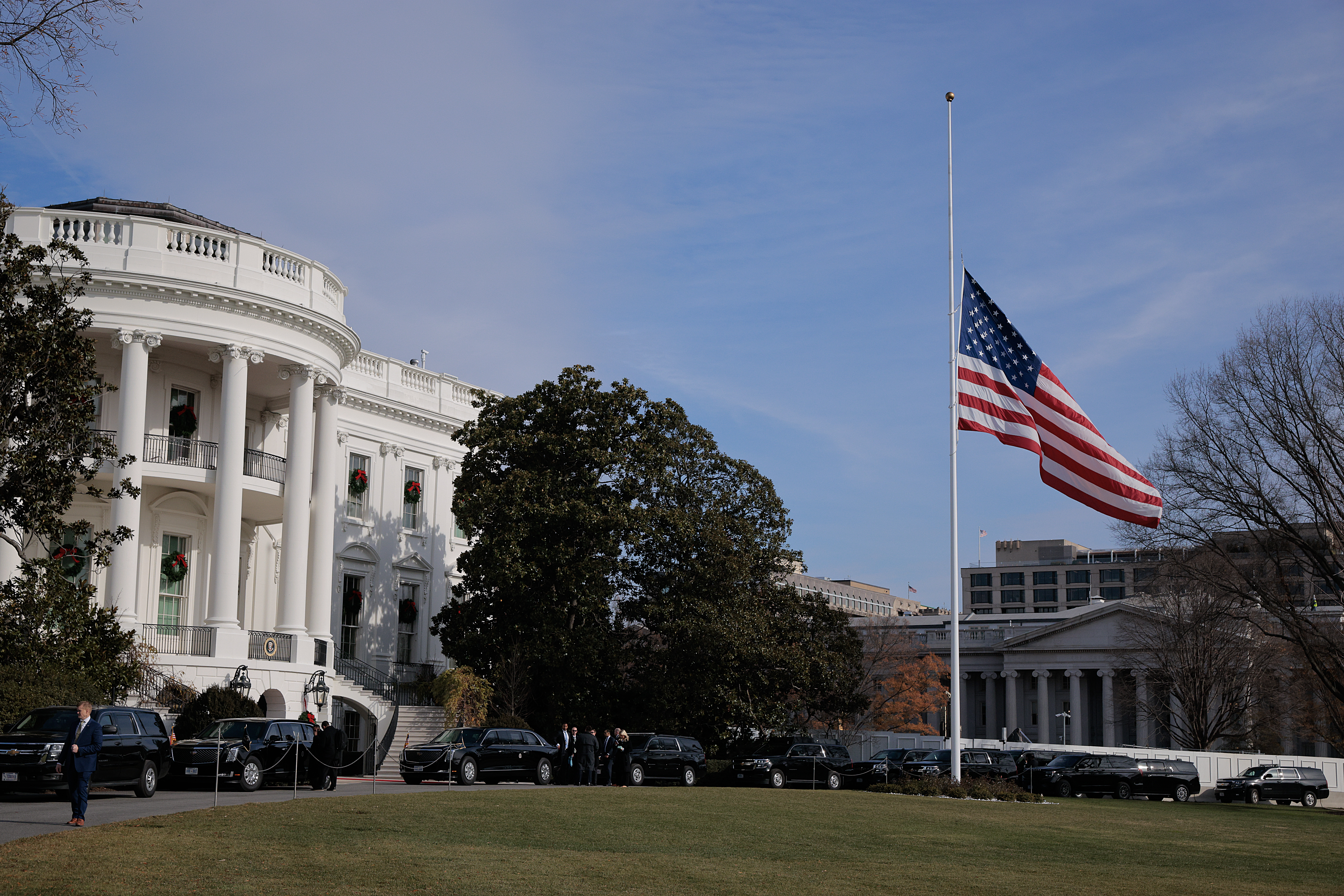 US Flags Ordered To Fly at Half-Staff in 6 States This Weekend