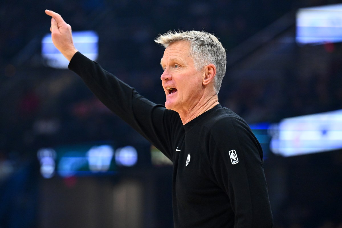 Os Warriors foram vinculados ao centro de US$ 108 milhões como uma perspectiva comercial.