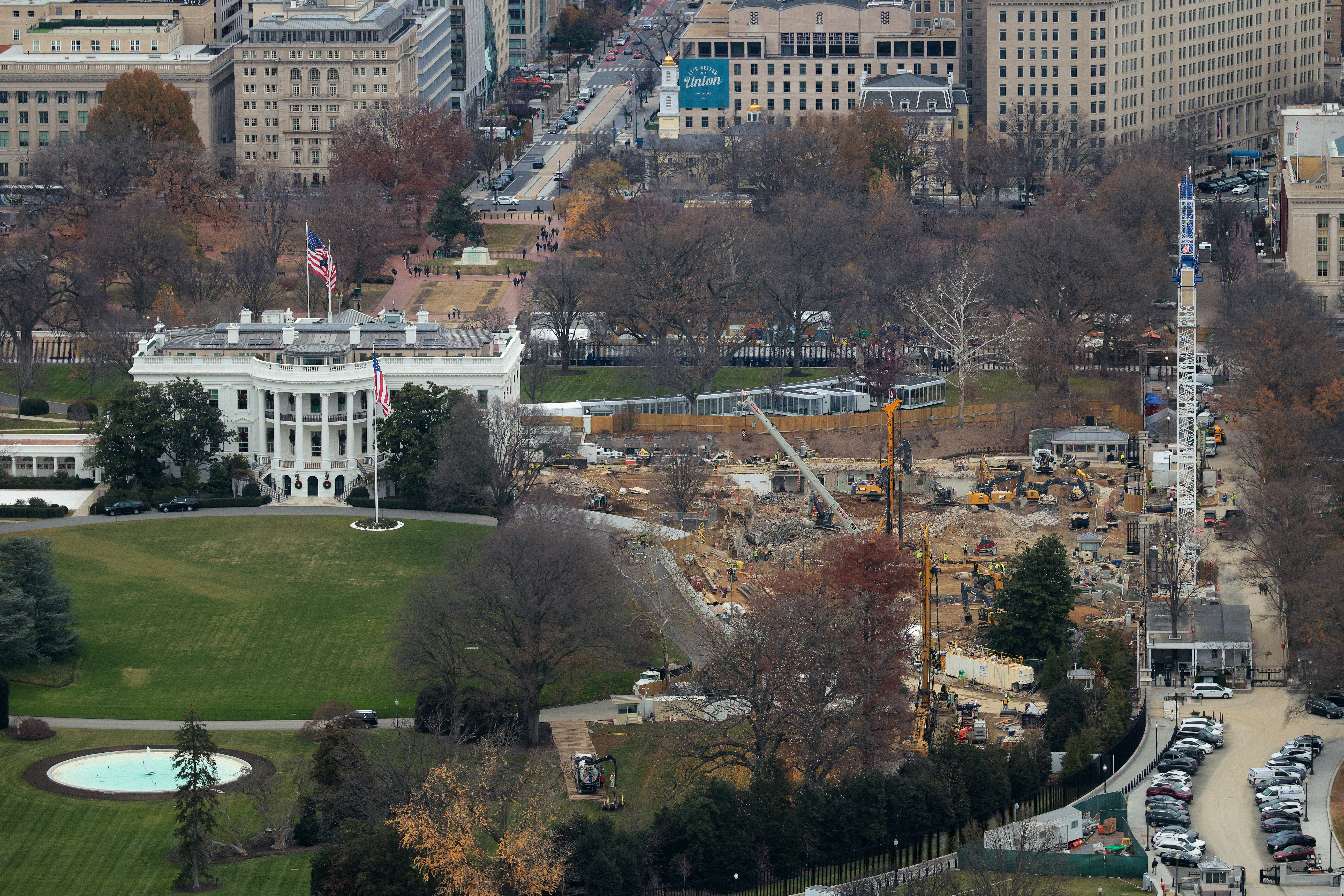 Before and After Photos Show Progress of White House East Wing Demolition