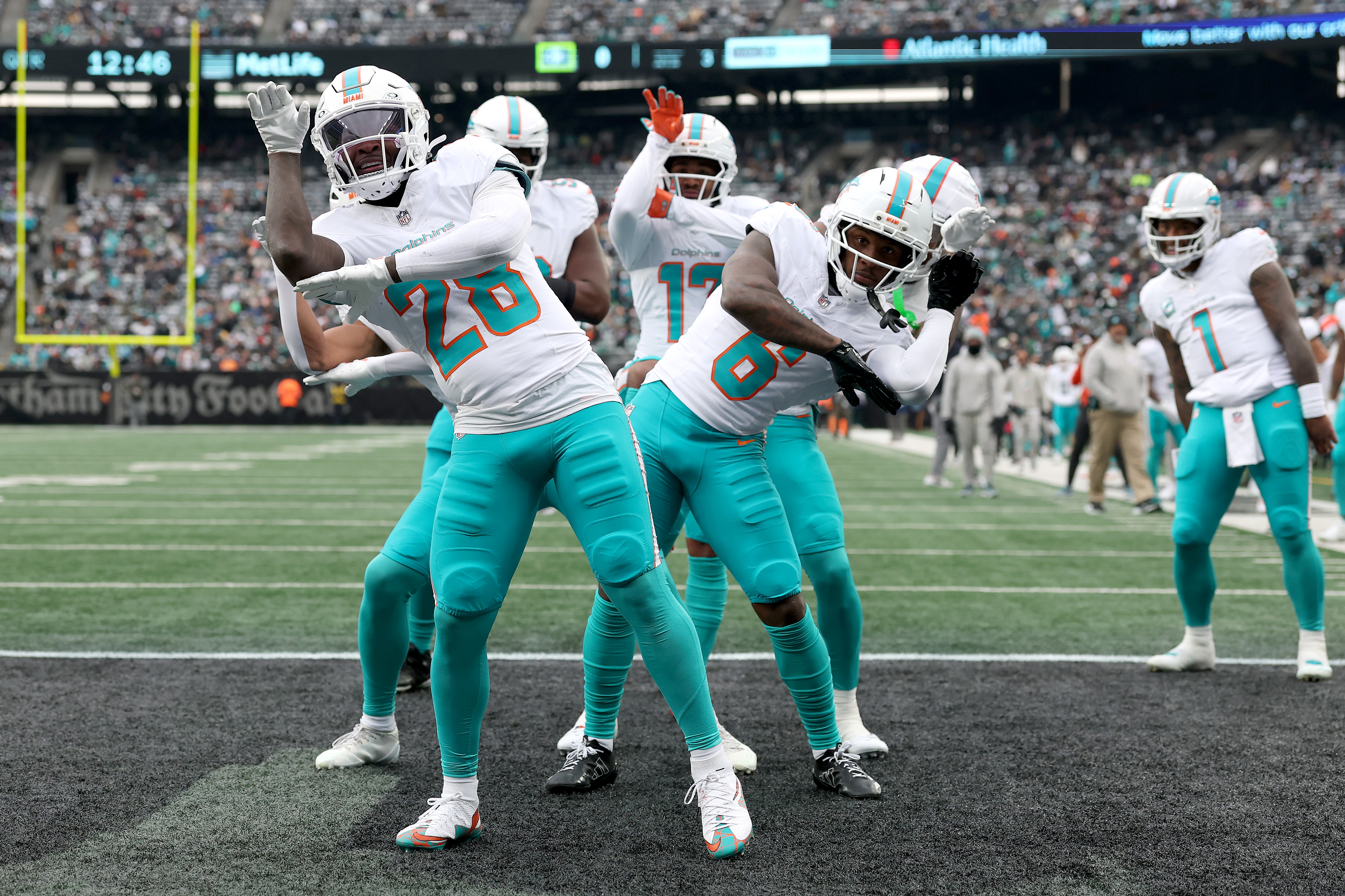 Chalkboard Promo Code NEWSWEEK: Claim $120 Bonus For Dolphins-Steelers, NBA Picks
